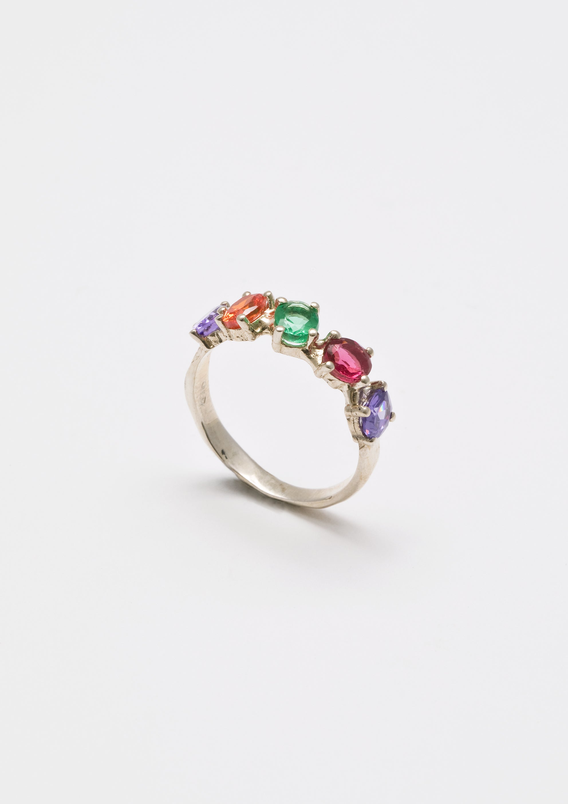 Voodoo Jewels Bold Shapes Thesan anello argento pietre ovali