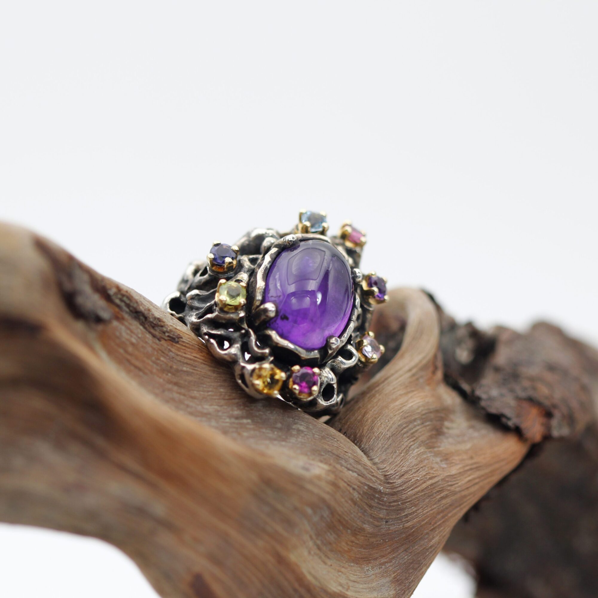 Anna Gioielli Marte Anello ametista cabochon argento oro pavé