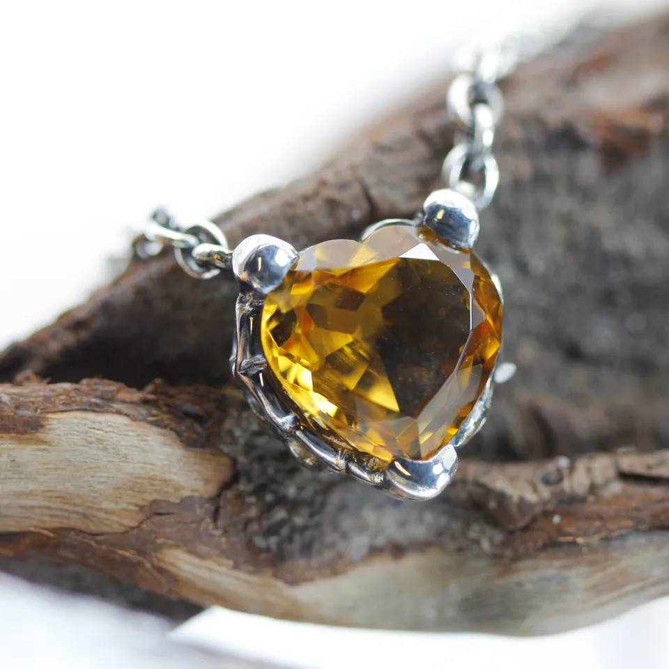 Anna Gioielli Collezione Marte pendente argento quarzo Madera cuore