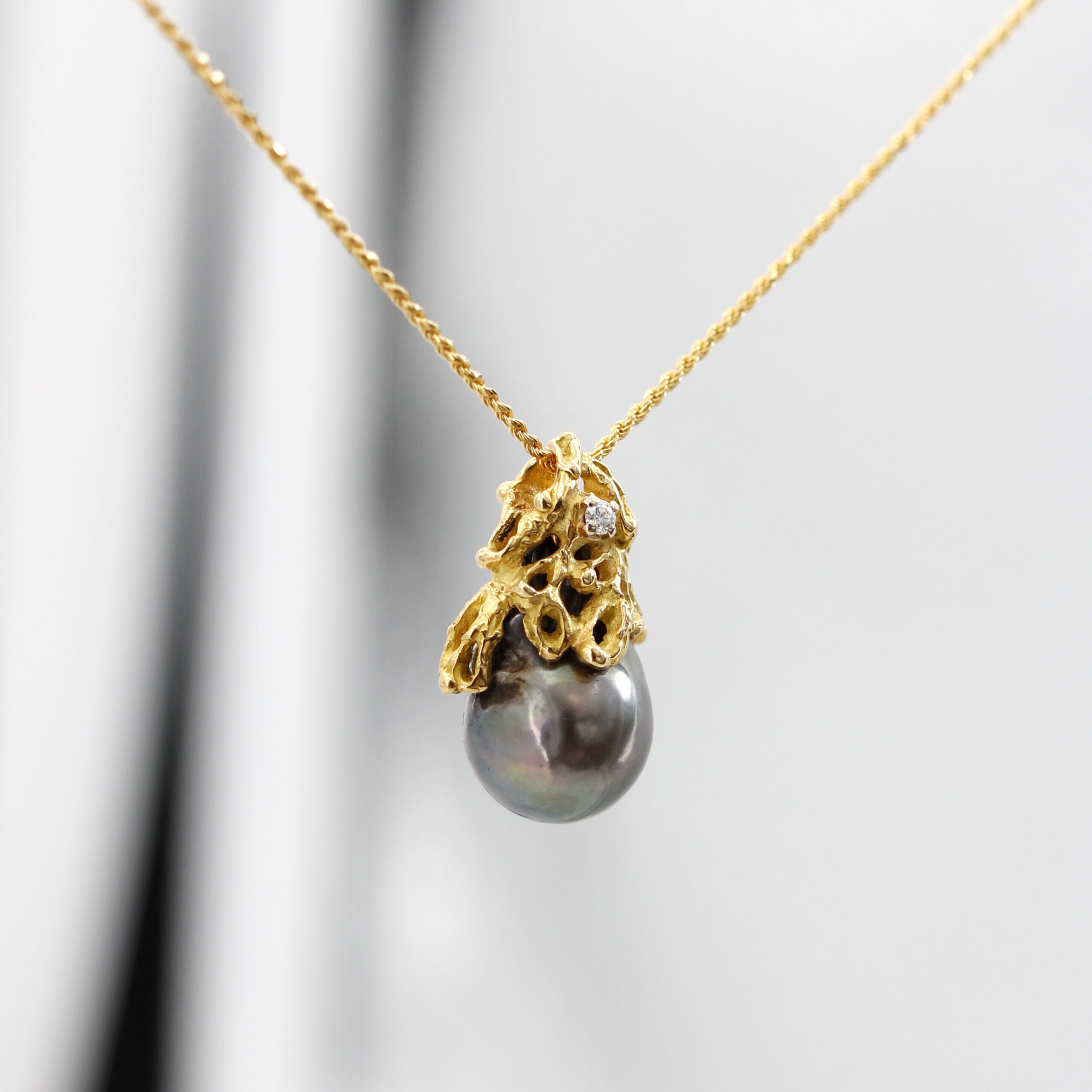 Anna Gioielli Collezione Marte pendente oro perla Tahiti diamante
