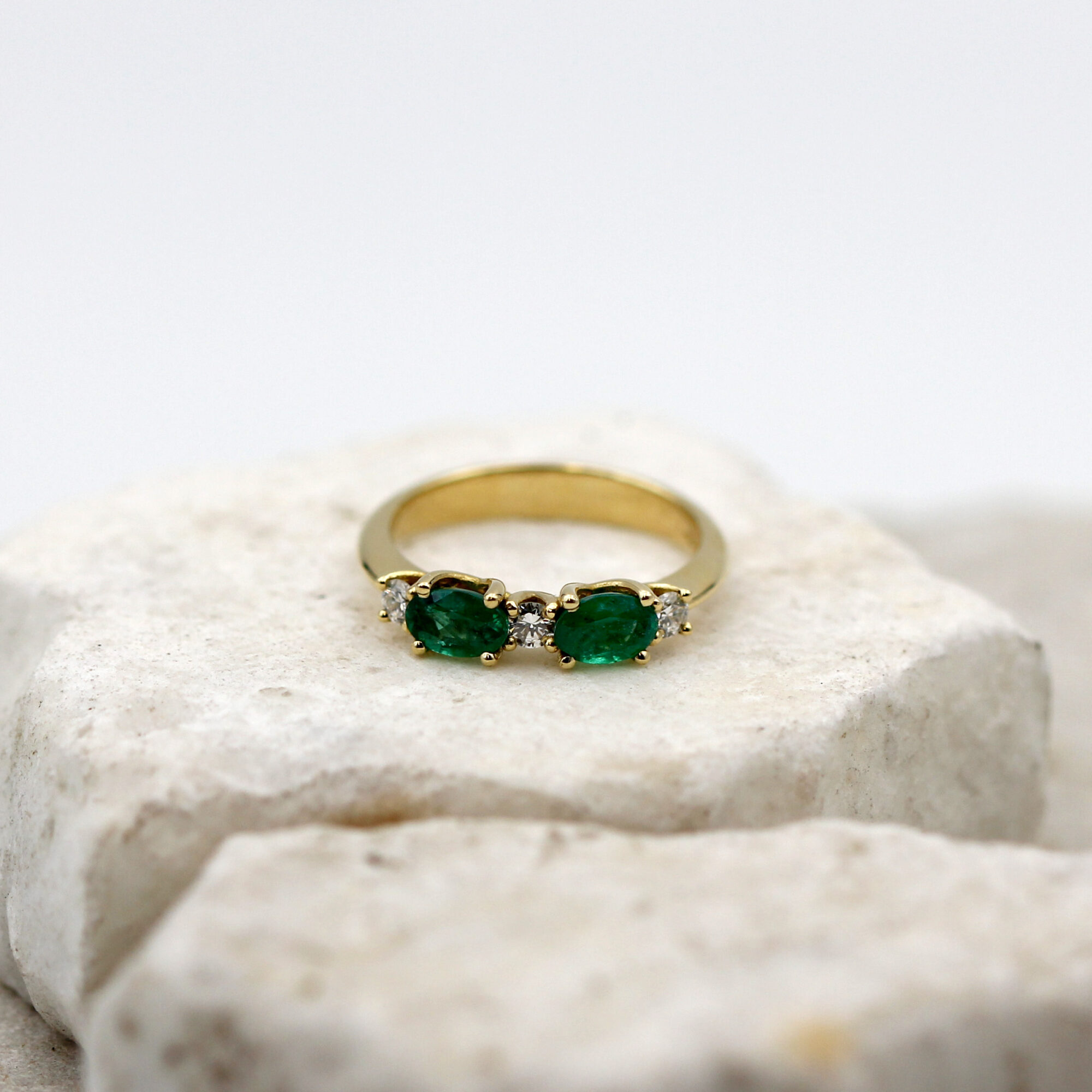 Anna Gioielli Classici anello Noi due oro giallo smeraldi diamanti