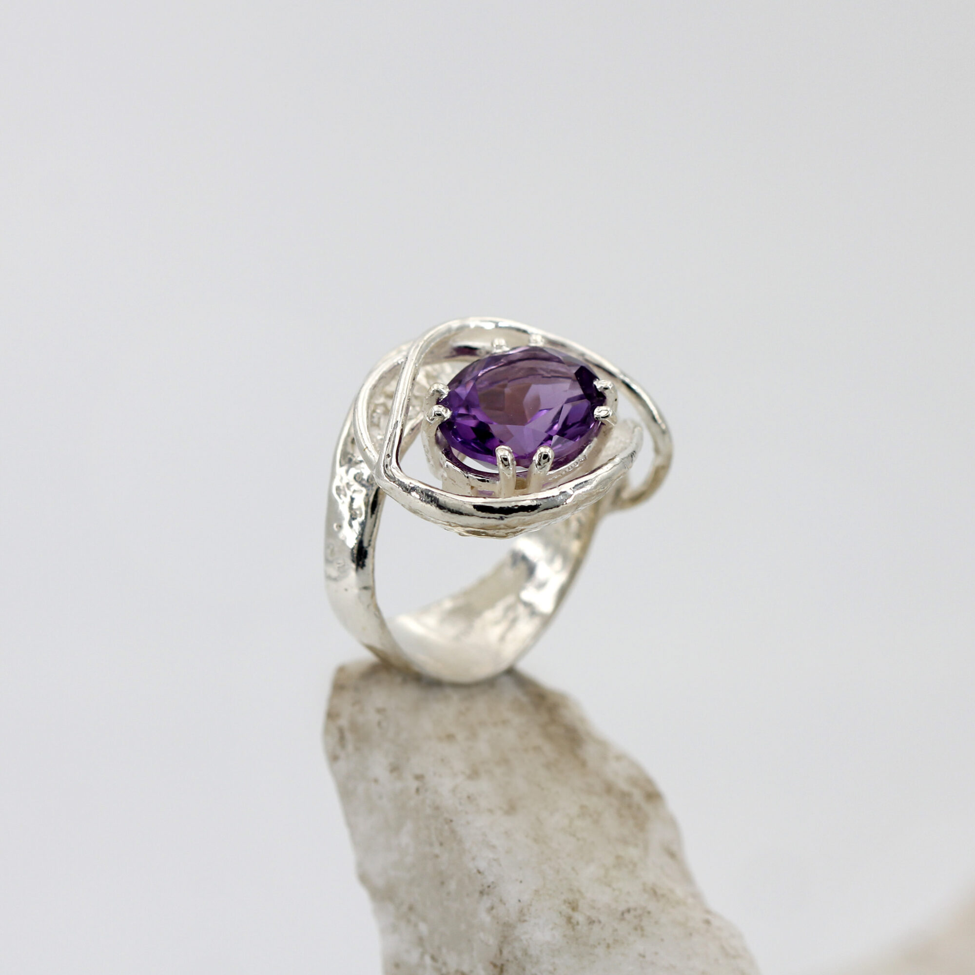 Anna Gioielli Anelli anello argento ametista castone nido regolabile