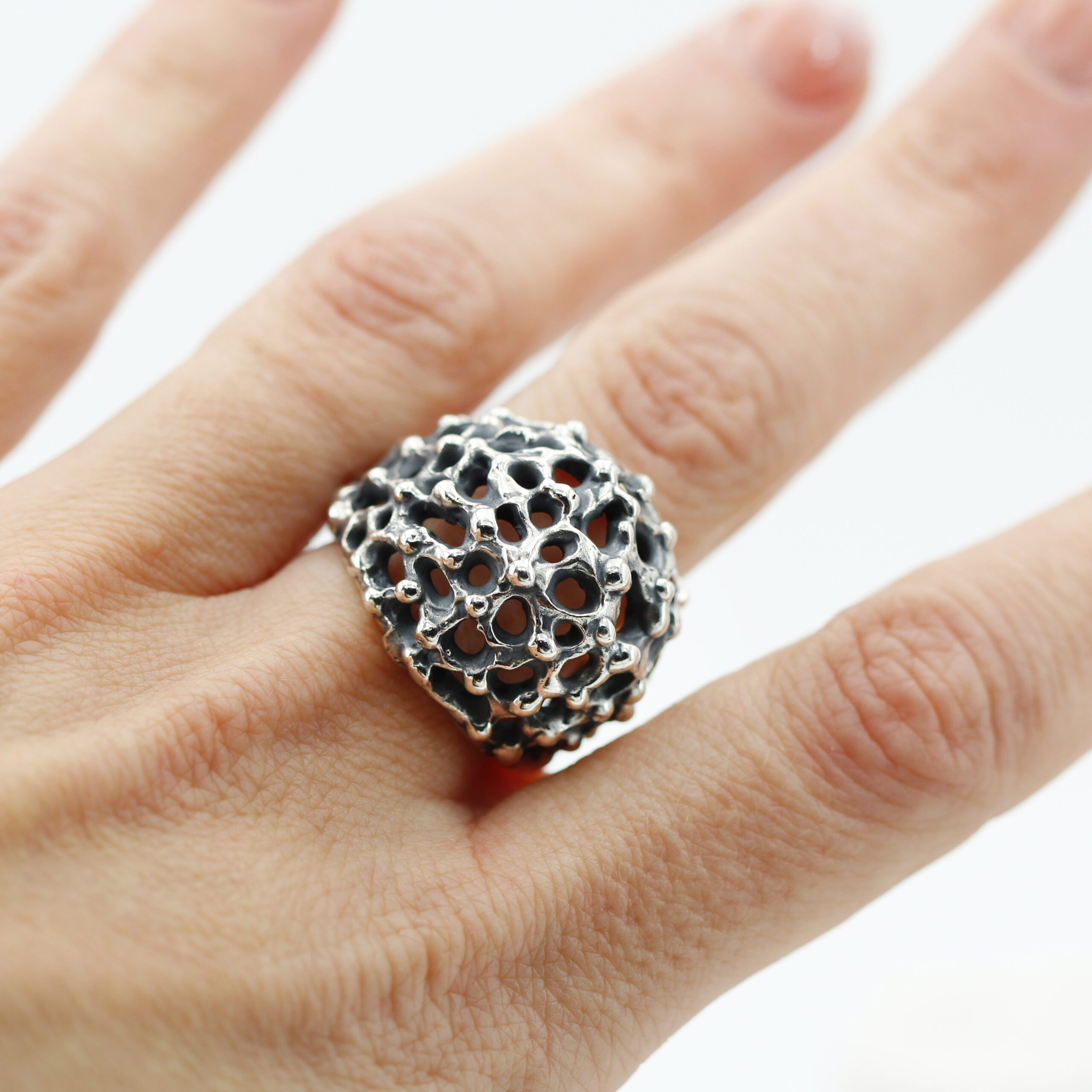 Anna Gioielli Collezione Marte anello fascia argento cupola