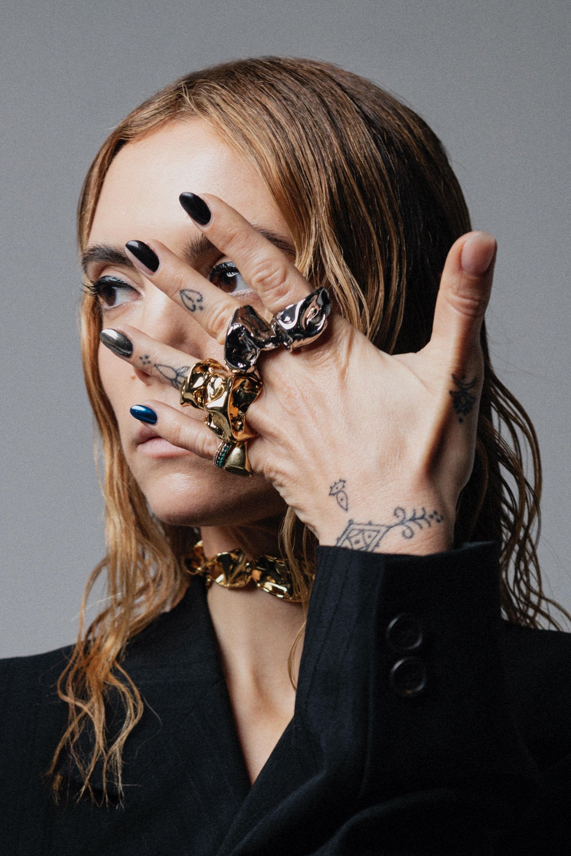 Voodoo Jewels Bold Shapes Akame anello bronzo argentato taglia M