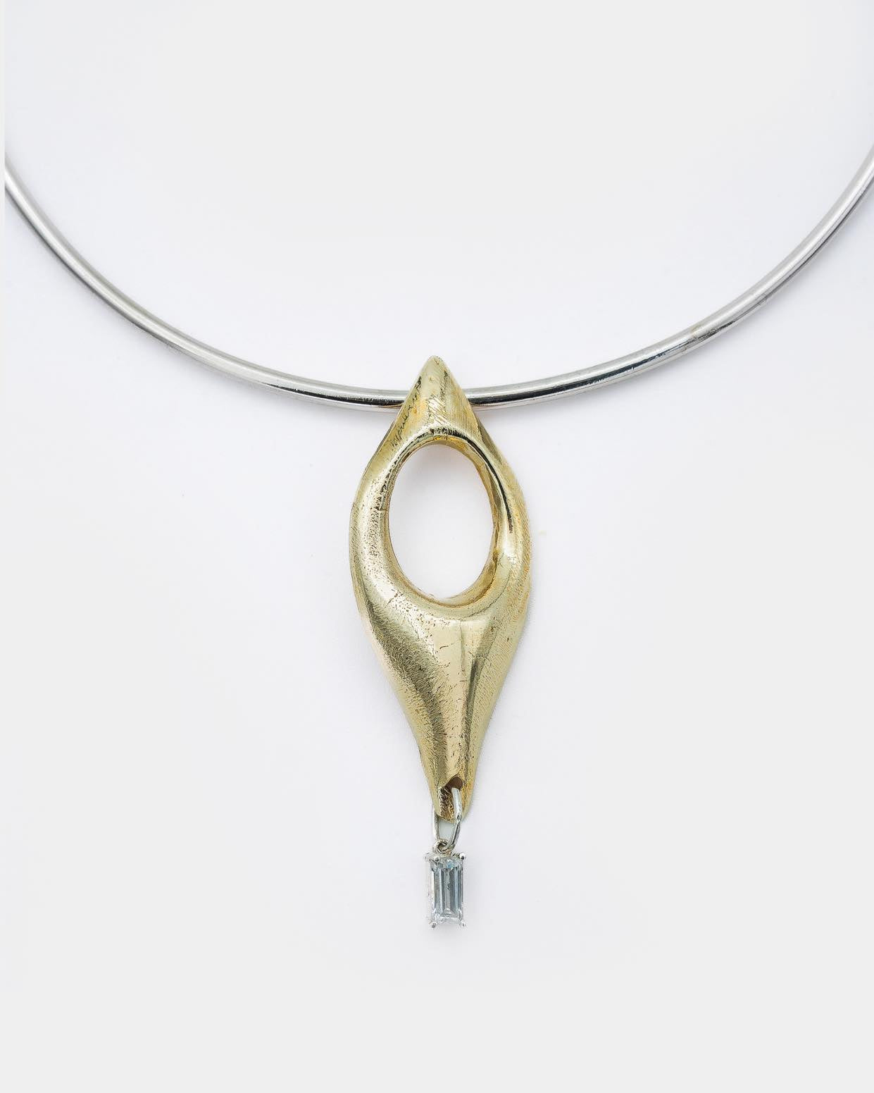 Voodoo Jewels Bold Shapes Leda collana choker zirconi baguette