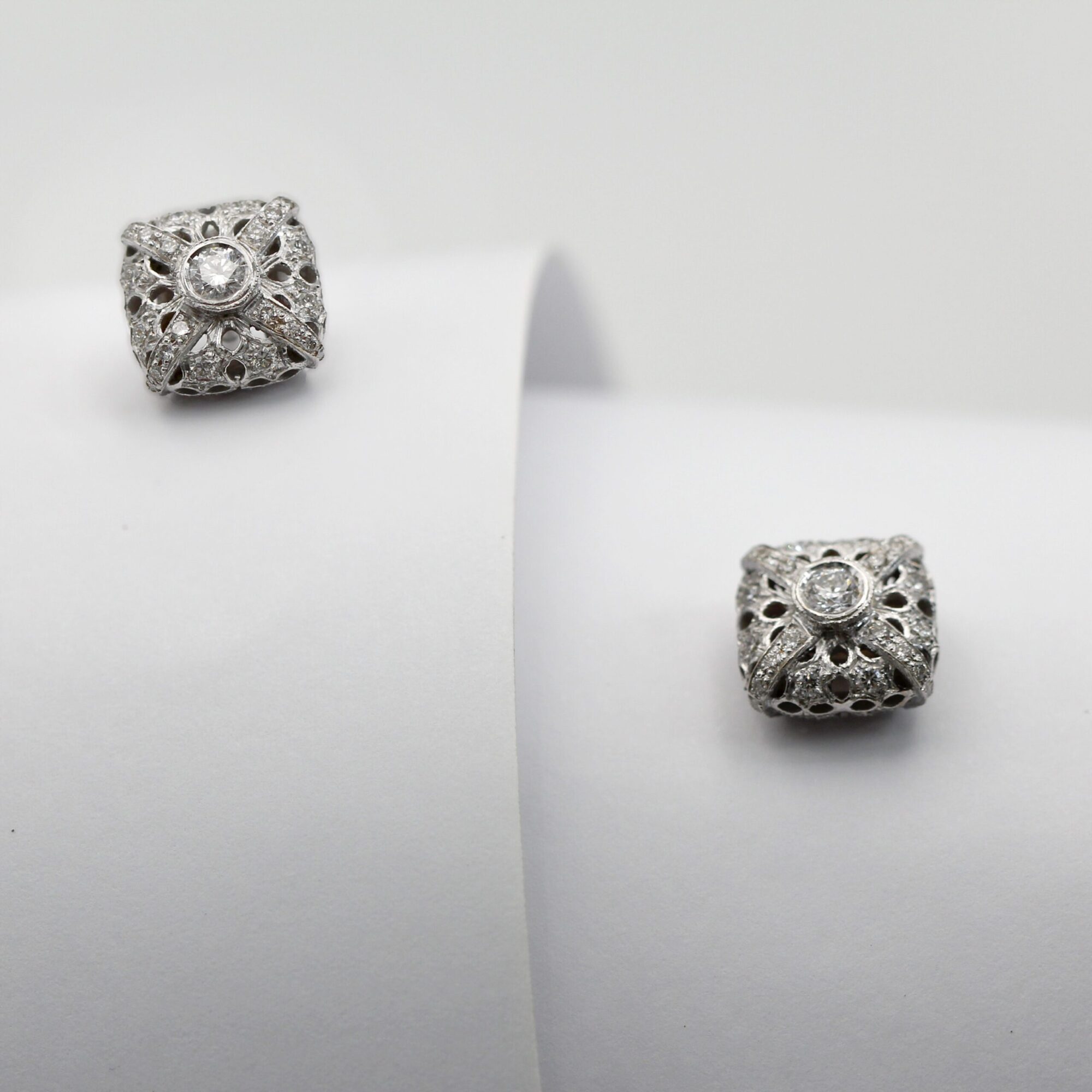 Anna Gioielli Stile Orafo Fiorentino Prestige orecchini oro bianco diamanti