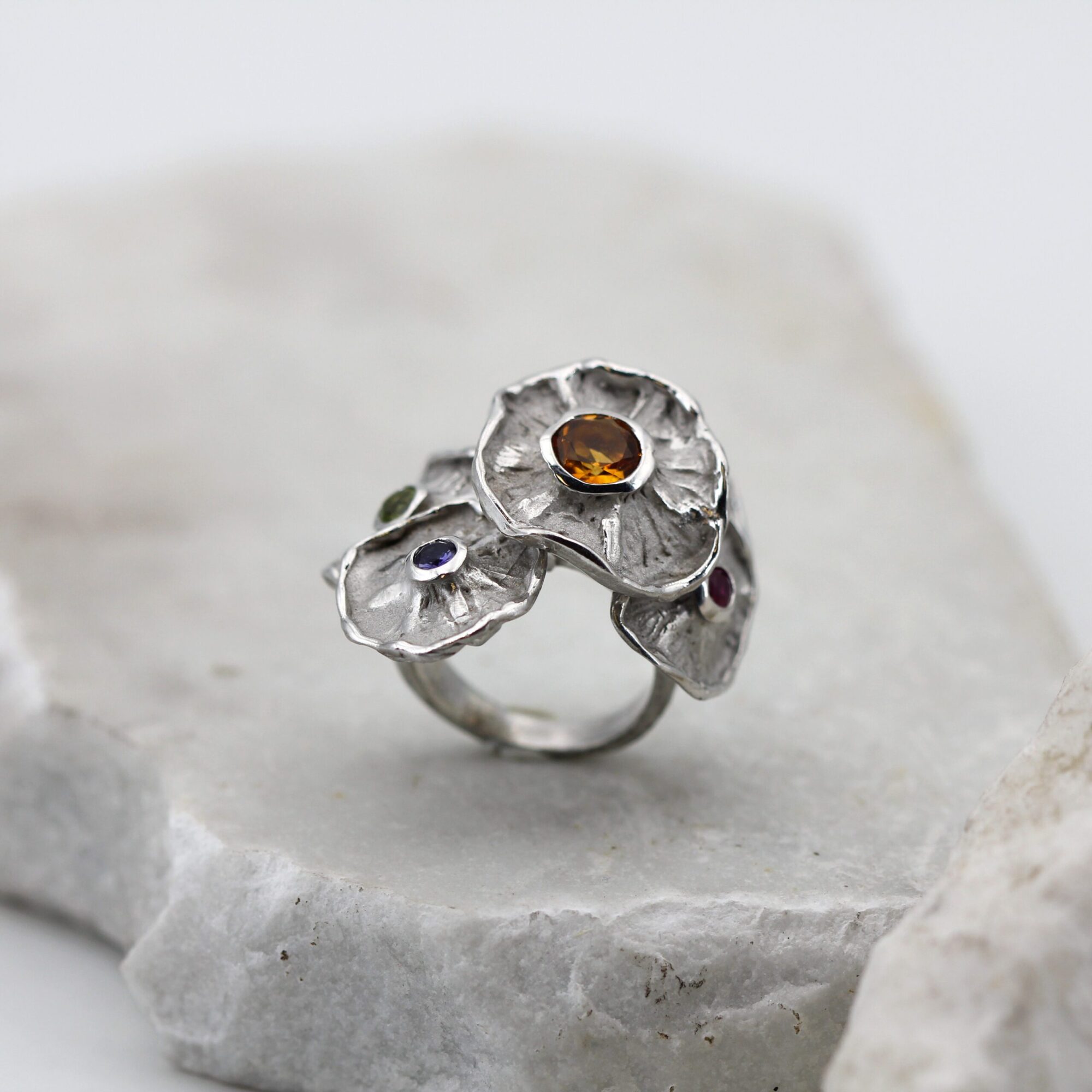 Anna Gioielli Winter Flower anello argento 5 fiori pietre miste