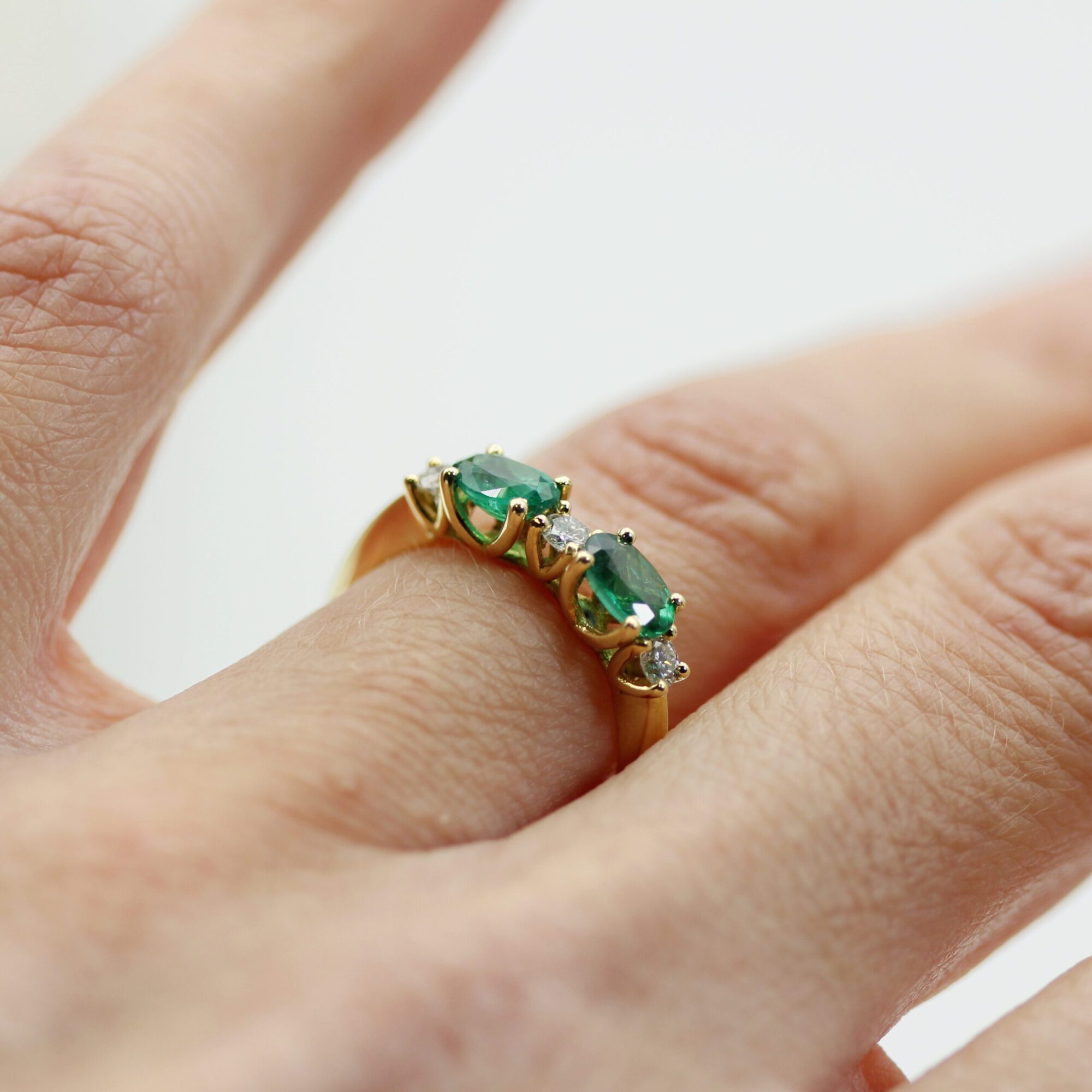 Anna Gioielli Classici anello Noi due oro giallo smeraldi diamanti