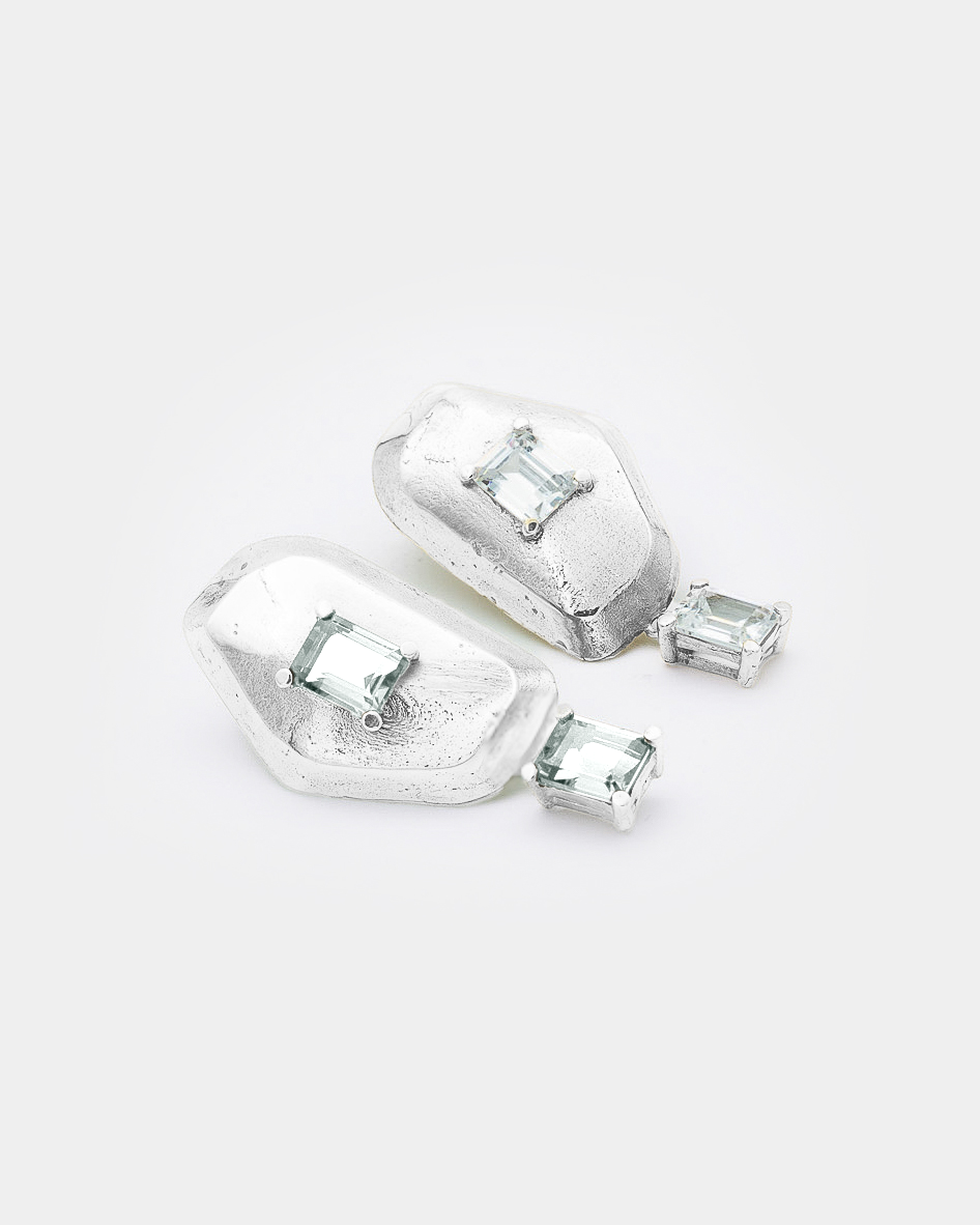 Voodoo Jewels Bold Shapes Dione orecchini bronzo zircone