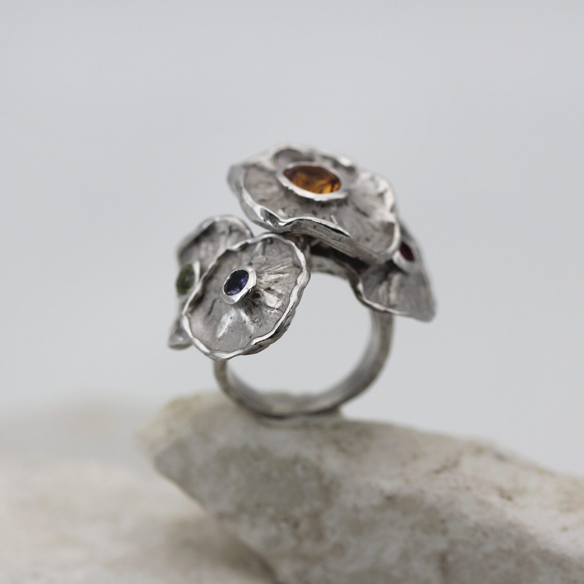 Anna Gioielli Winter Flower anello argento 5 fiori pietre miste