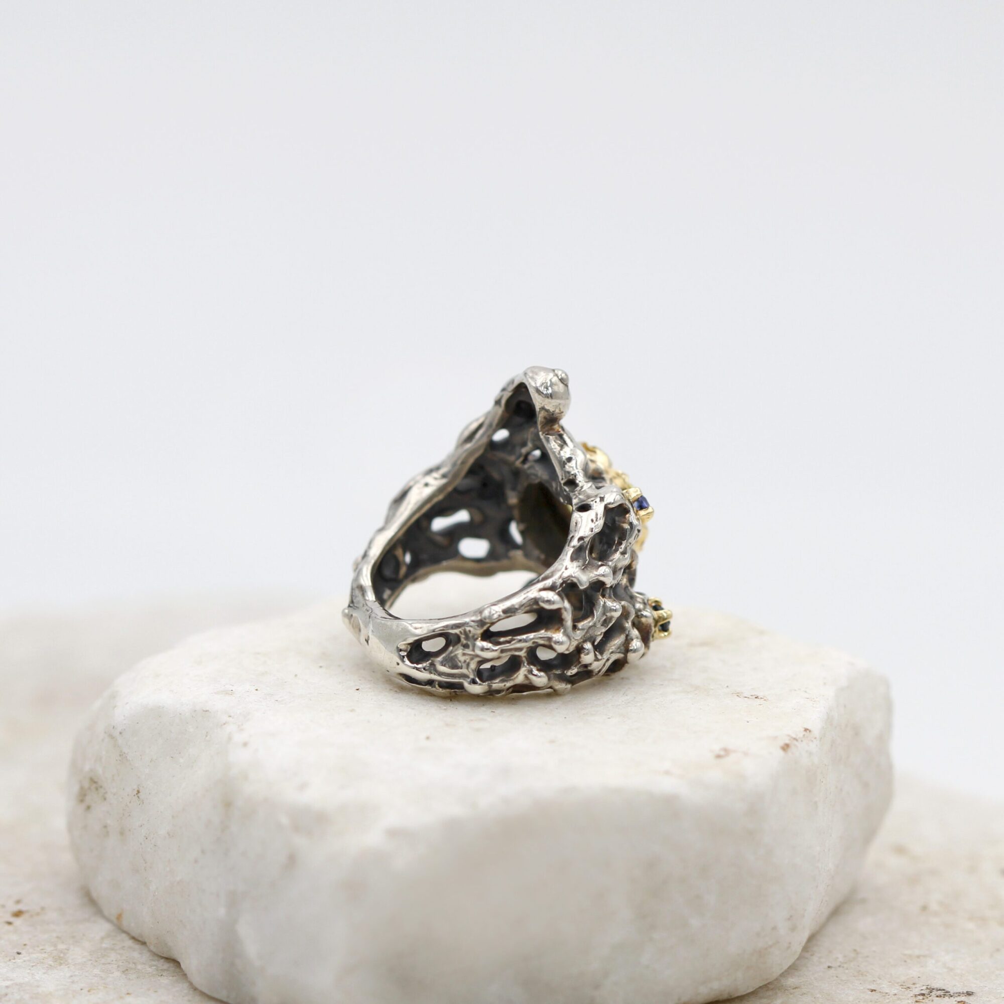 Anna Gioielli Collezione Marte anello oro zaffiri diamante
