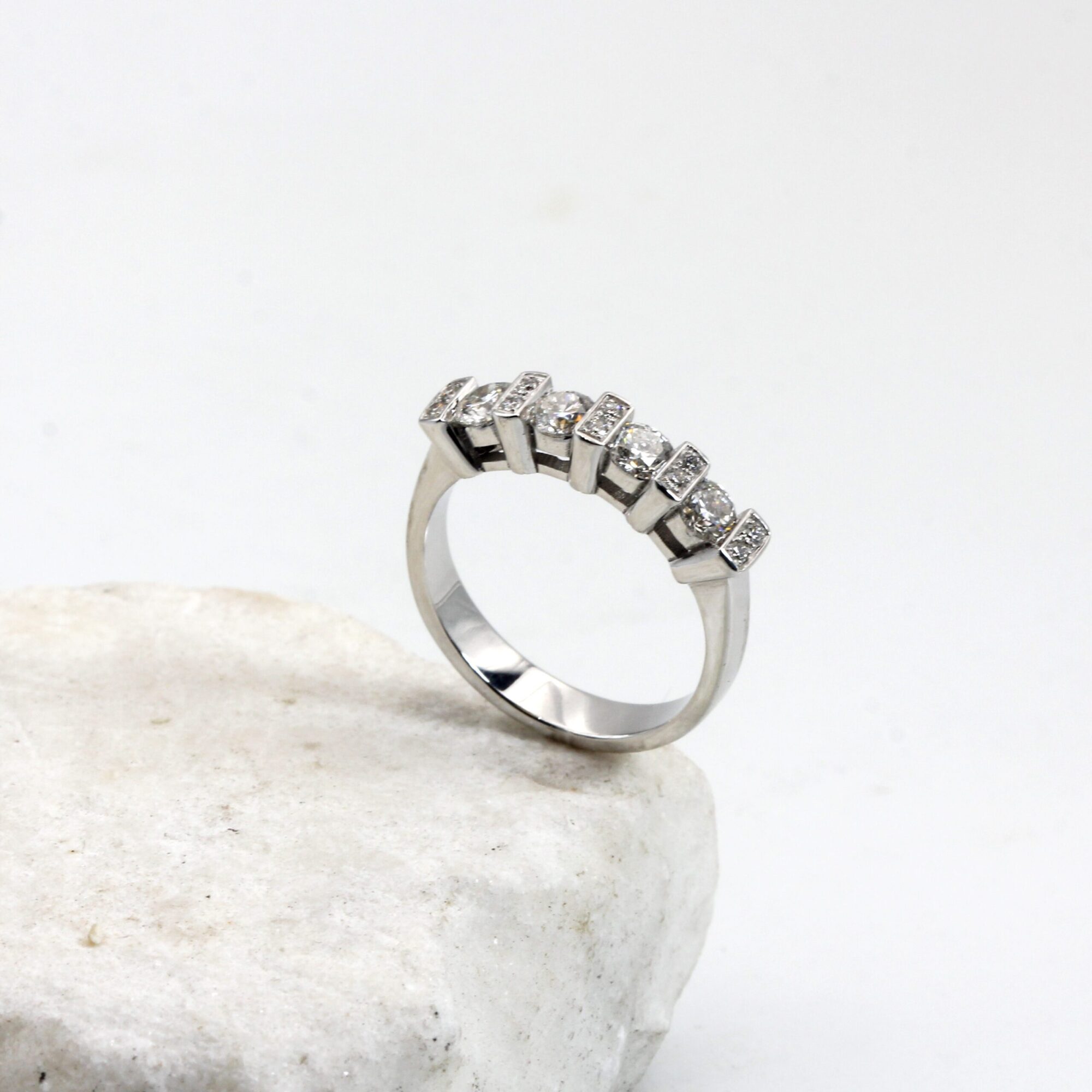 Anna Gioielli Traversine Anello Oro Bianco 14 Diamanti 0,91 ct