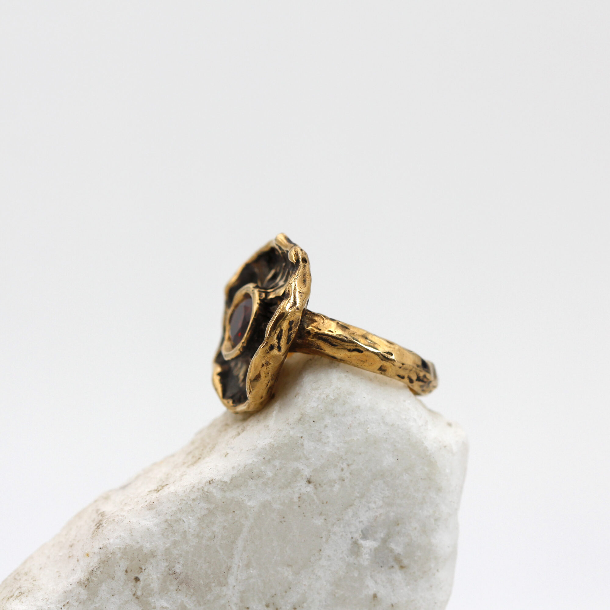 Anna Gioielli Anelli anello bronzo granato fiore Winter