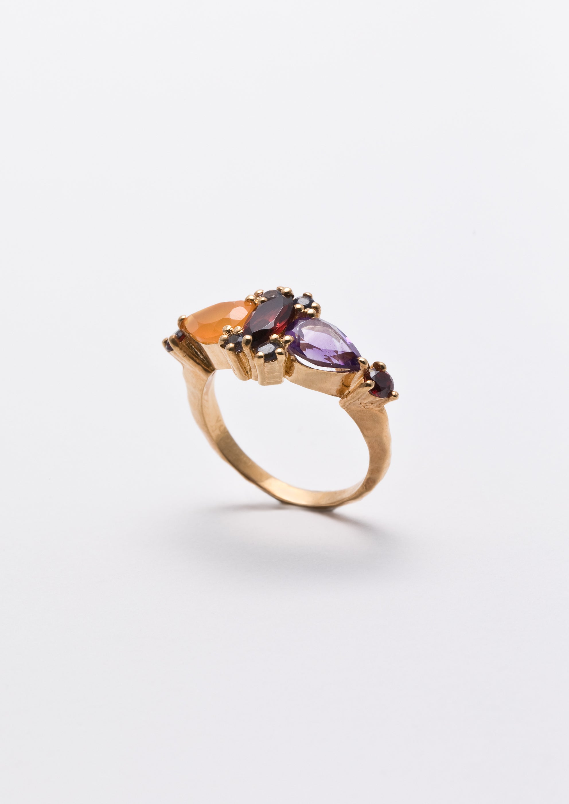 Voodoo Jewels Bold Shapes Kinari anello oro granato taglia M