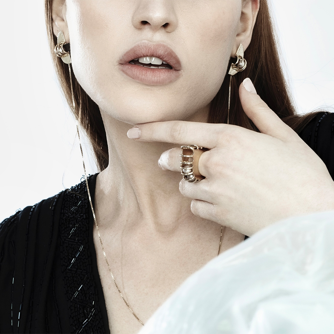 Giulia Iosco Cage Ear Necklace collana oro diamanti