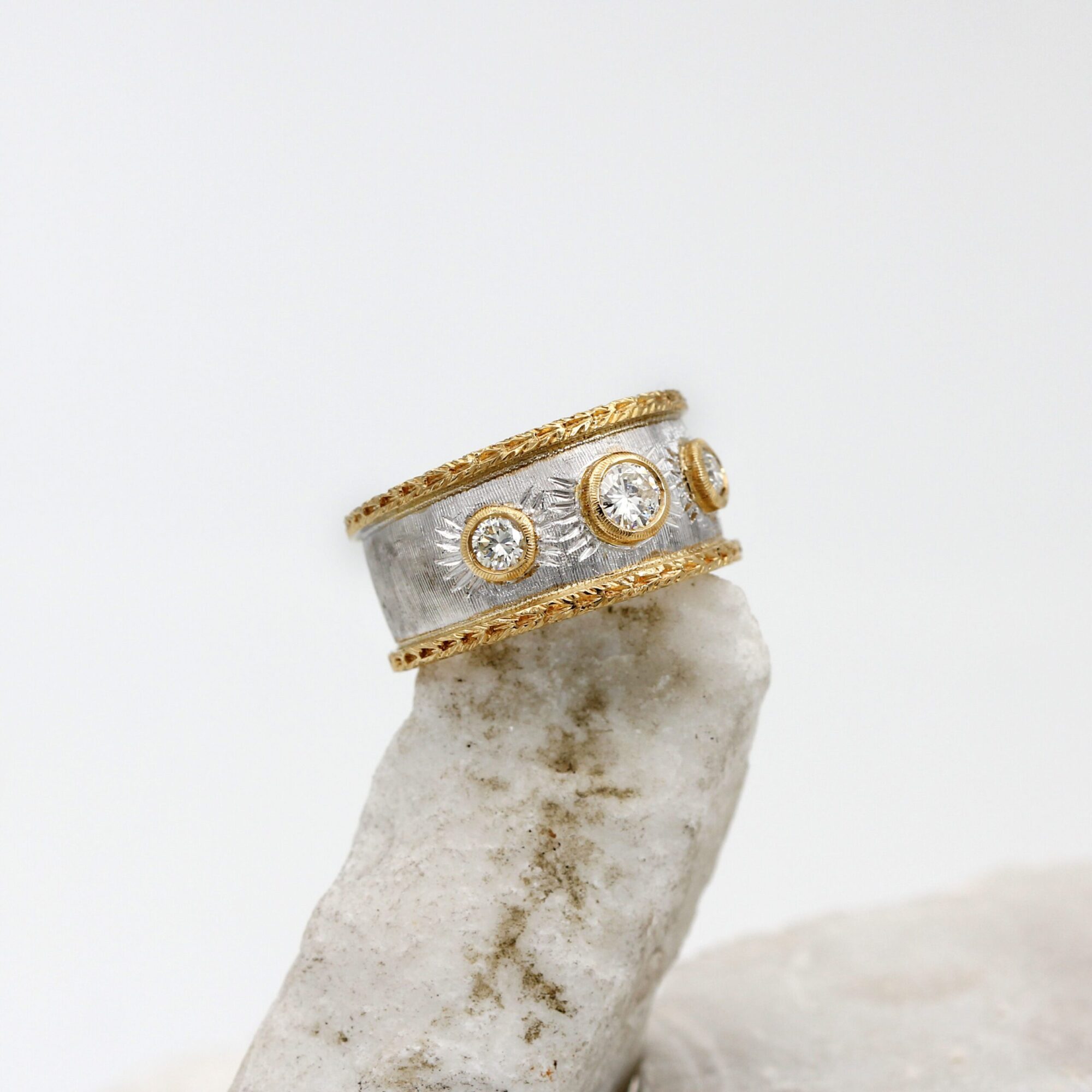 Anna Gioielli Classici anello bicolore oro 3 diamanti 0,50 ct