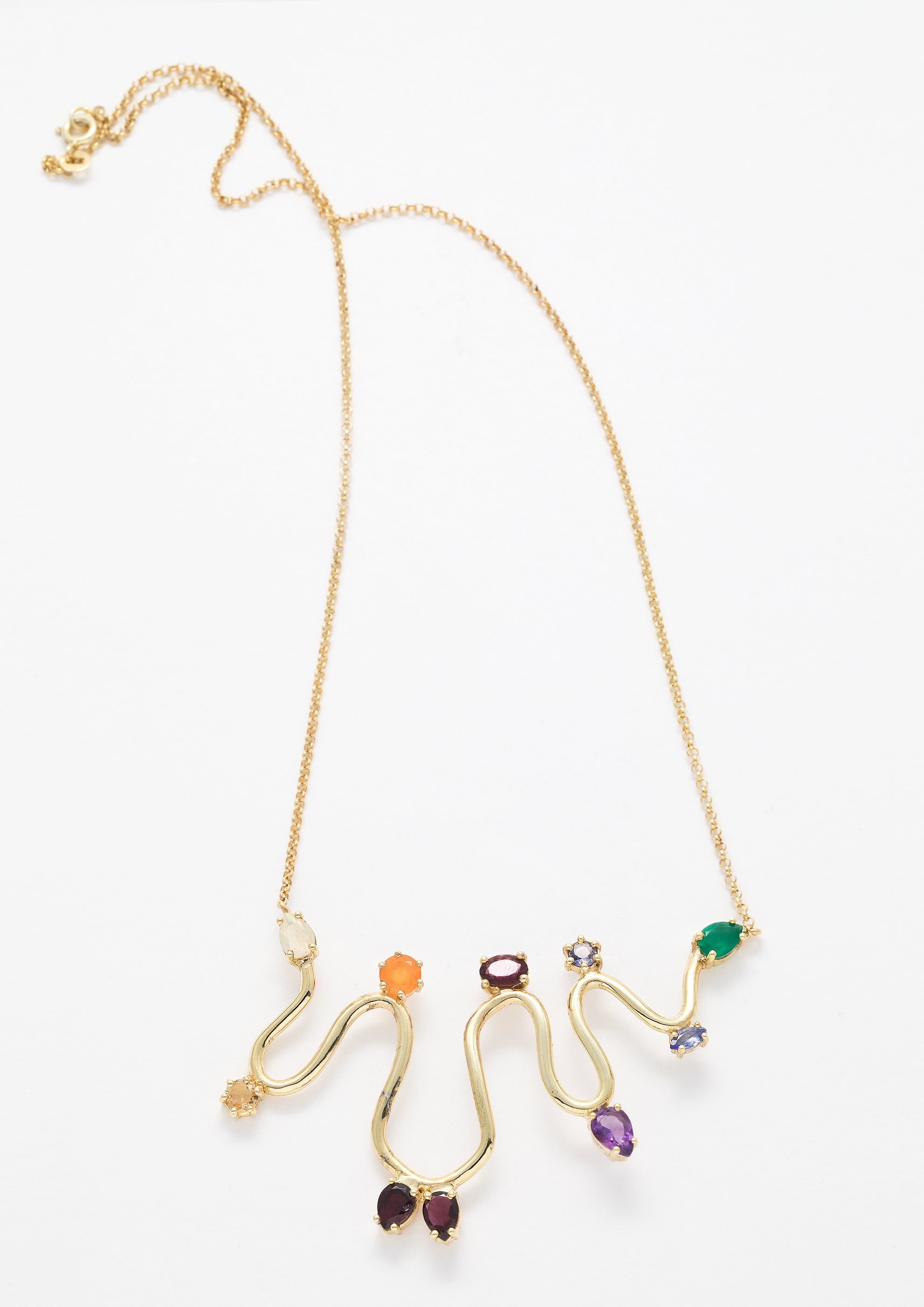 Voodoo Jewels Bold Shapes Yamuna collana dorata pietre naturali