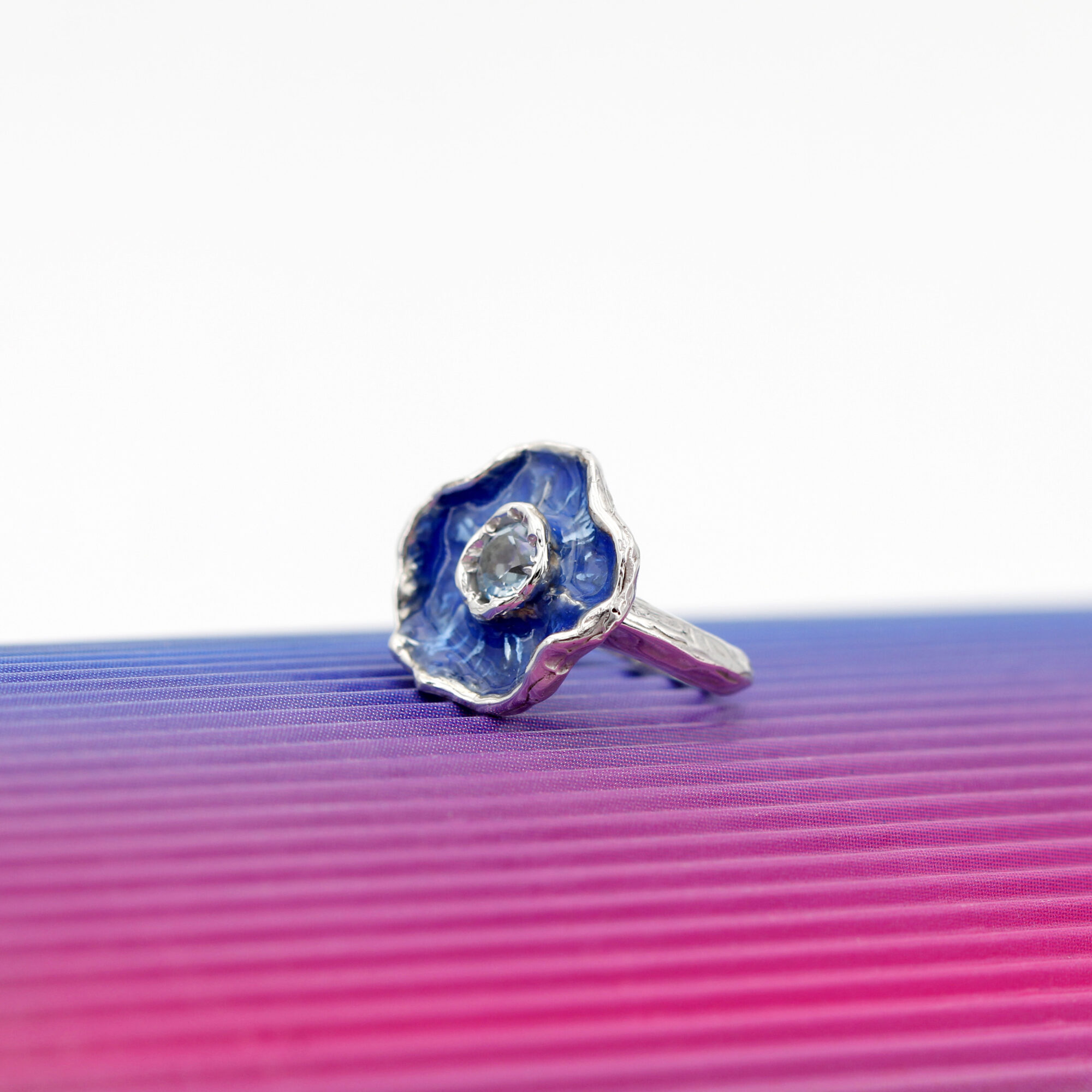 Anna Gioielli Winter Flower anello argento topazio blu smalto