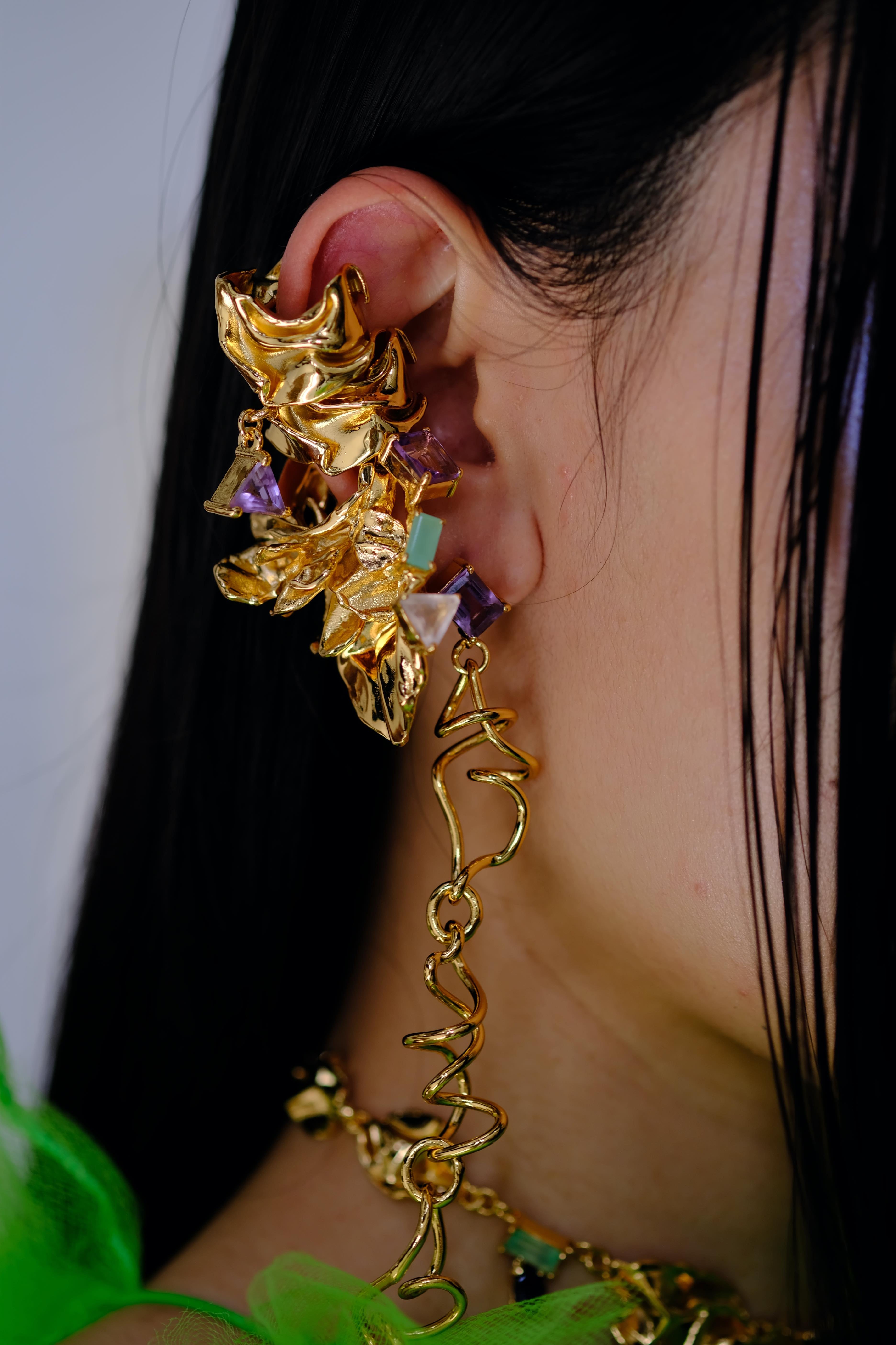 Voodoo Jewels Bold Shapes Ant-ares earcuff oro ametista