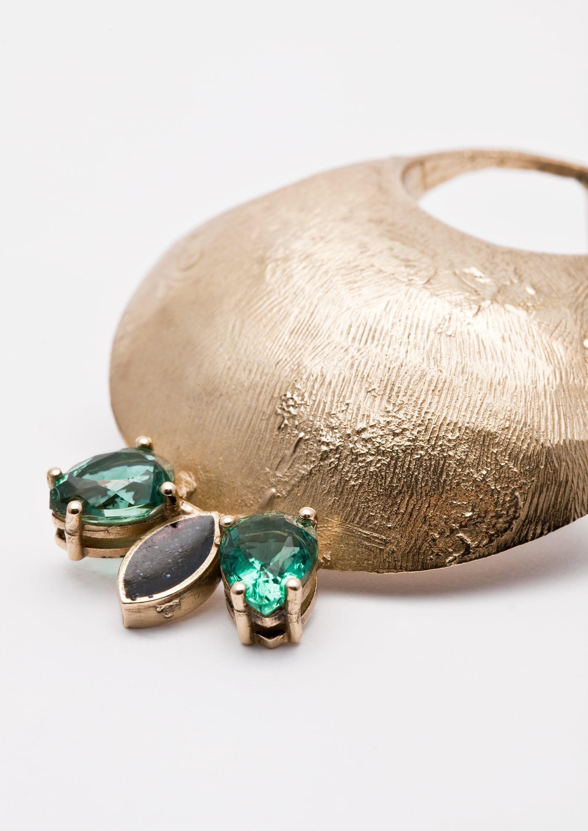 Voodoo Jewels Bold Shapes Ani orecchini bronzo glitter pietre