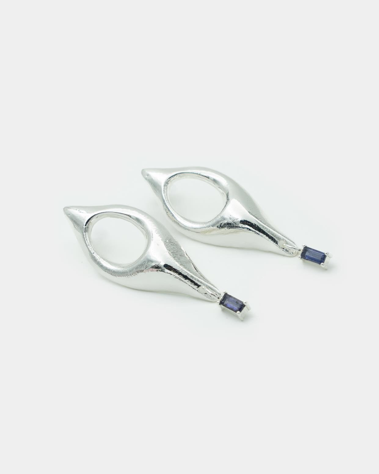 Voodoo Jewels Bold Shapes Leda orecchini argento iolite blu