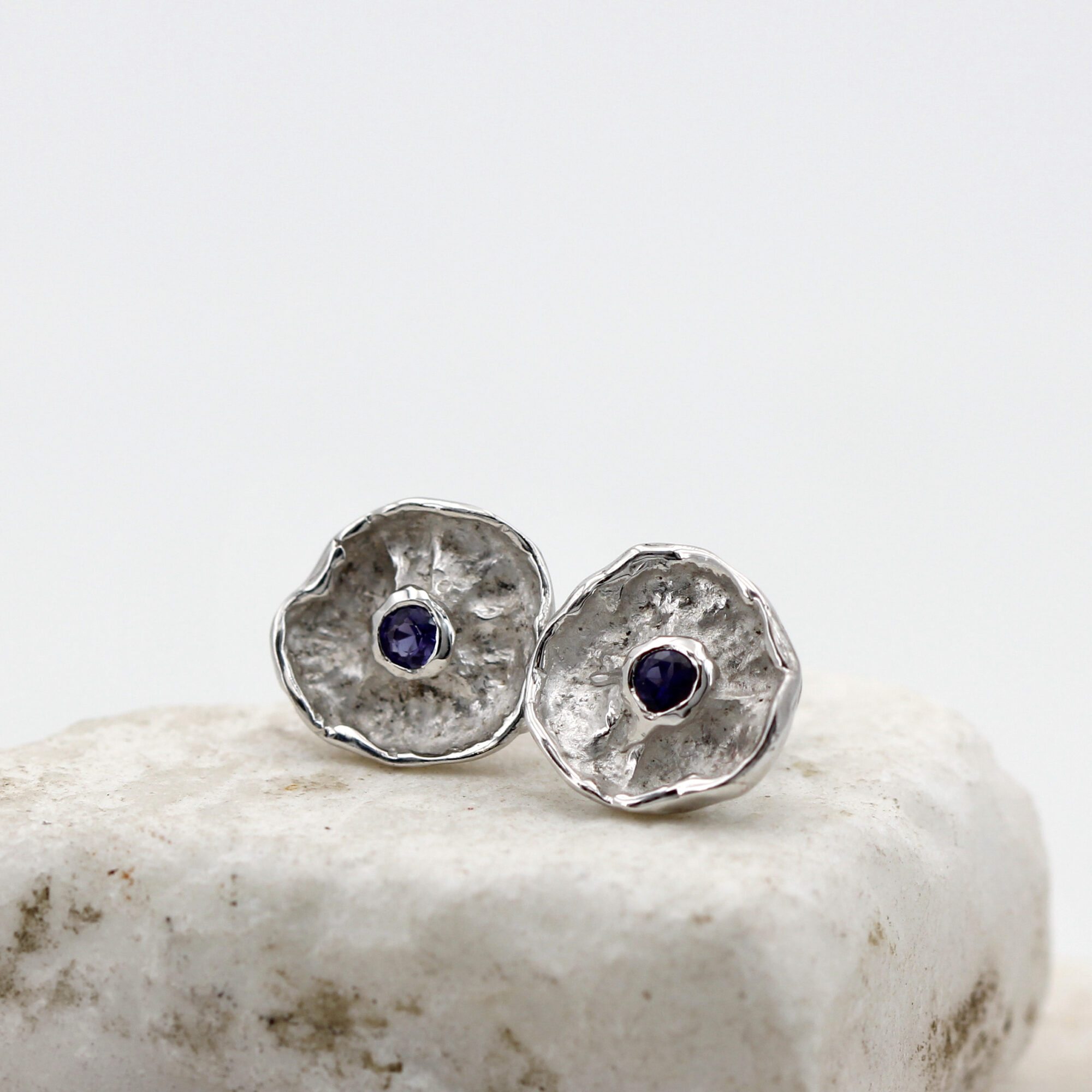 Anna Gioielli Winter Flower orecchini argento fiore iolite naturale