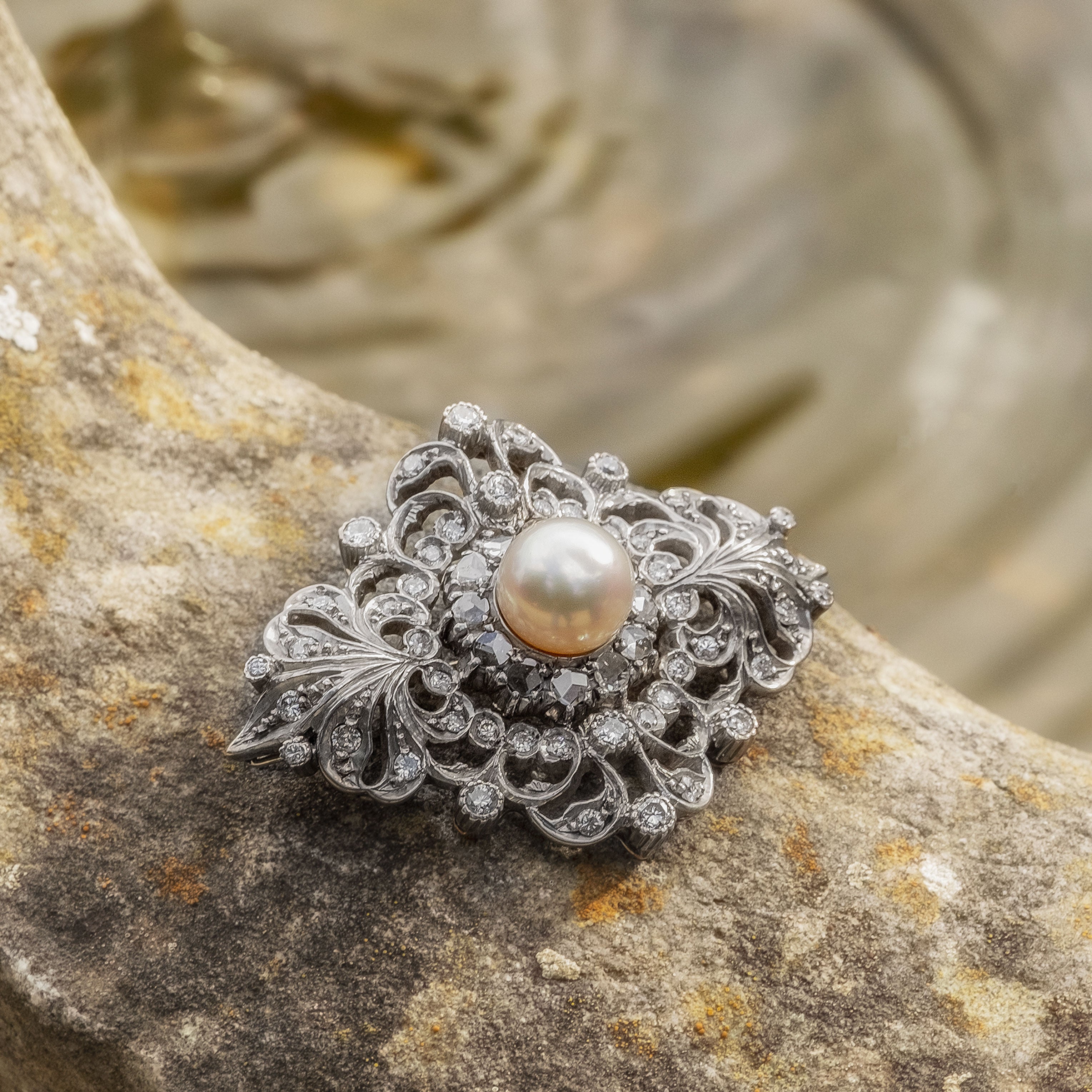 Noi Gioielli Firenze 1873 High Jewelry Stile Antico spilla oro perla