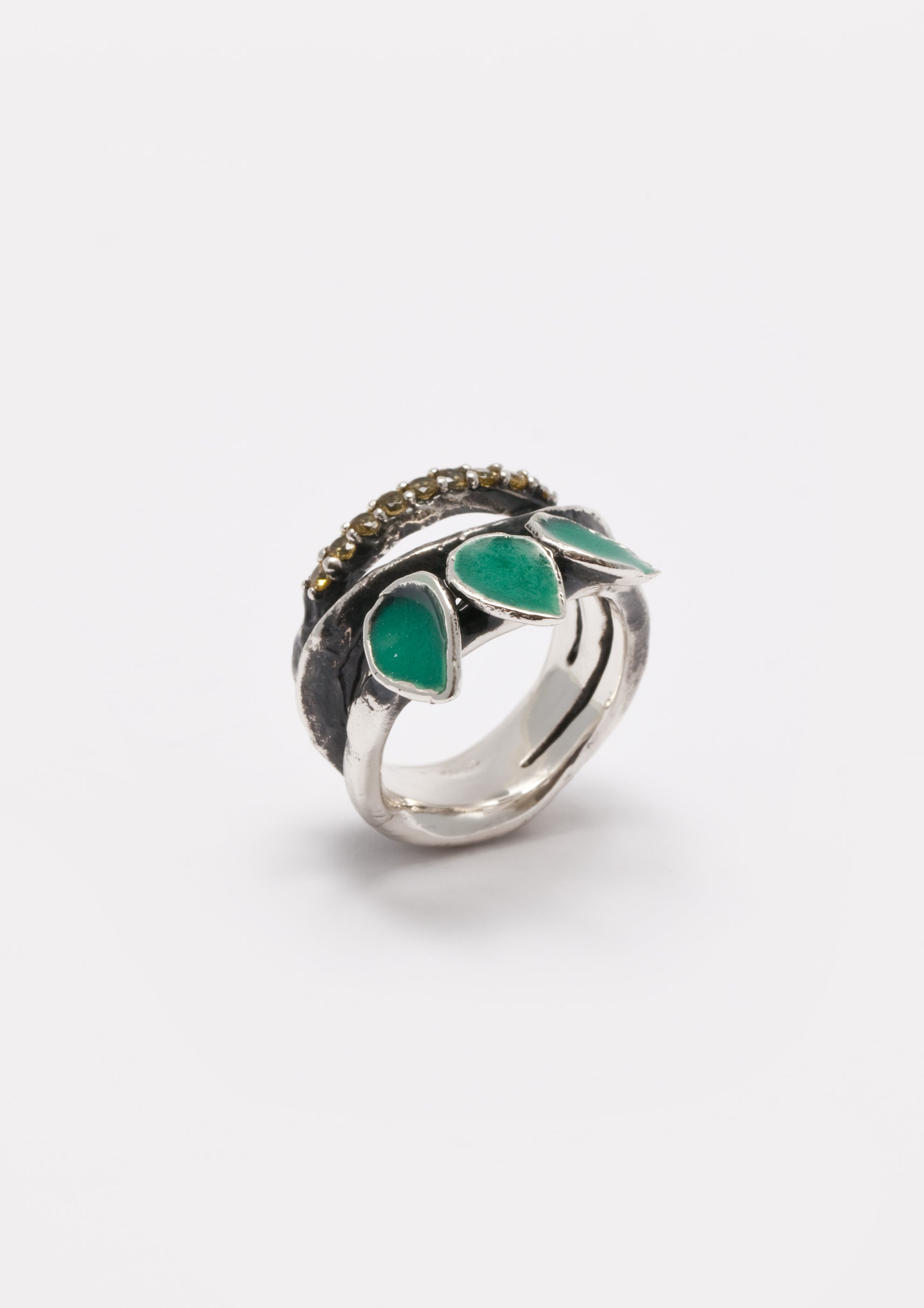 Voodoo Jewels Bold Shapes Gaura anello argento pietre