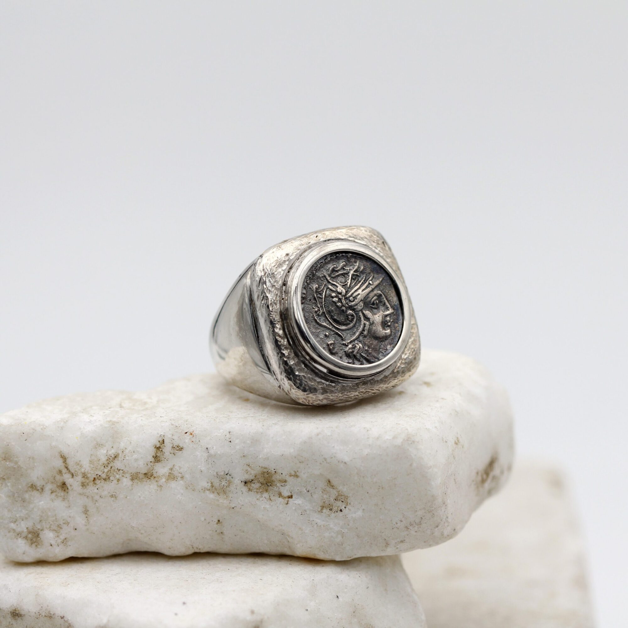 Anna Gioielli Monete Romane anello argento moneta martellato