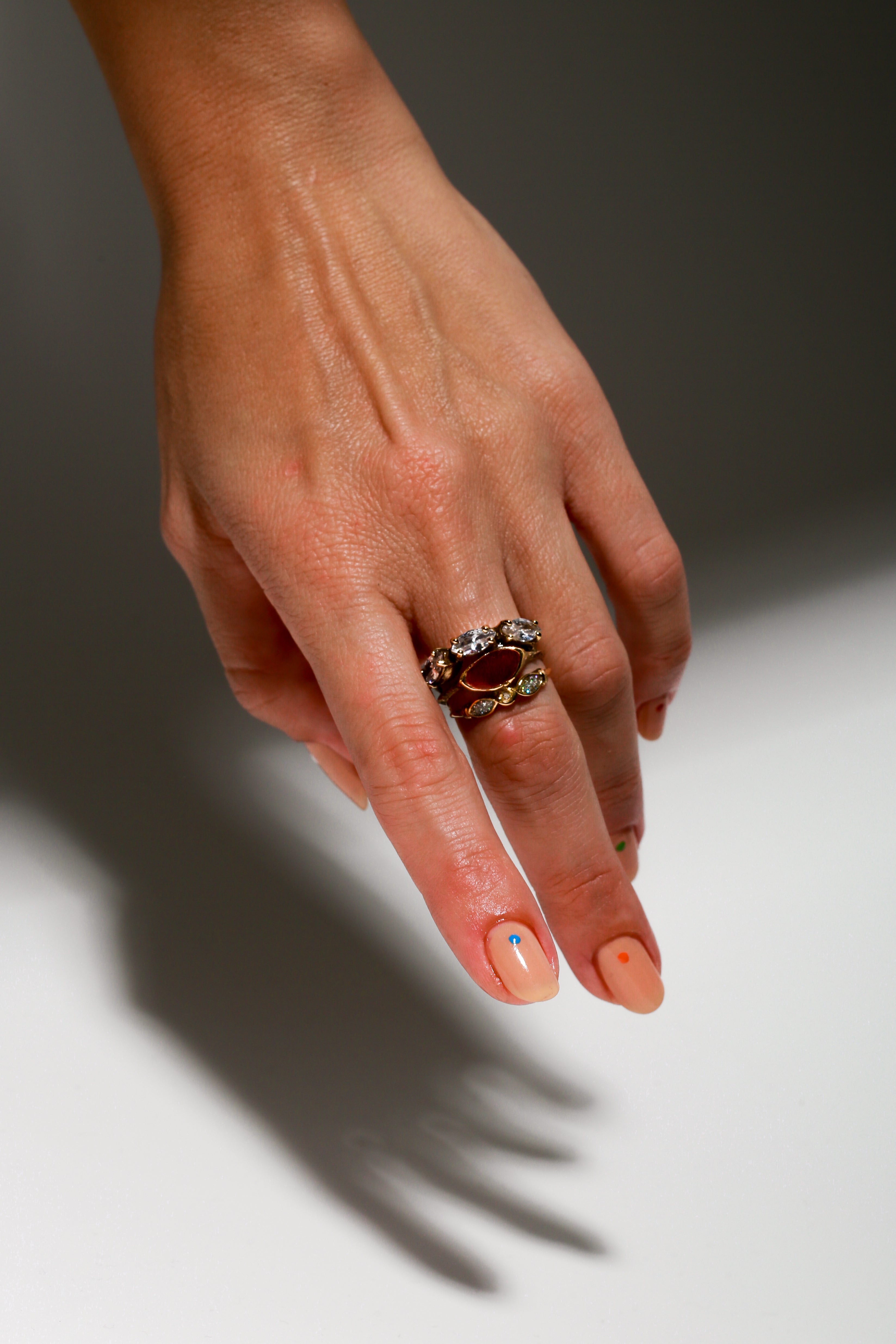 Voodoo Jewels Bold Shapes Clivia anello bronzo oro navette M