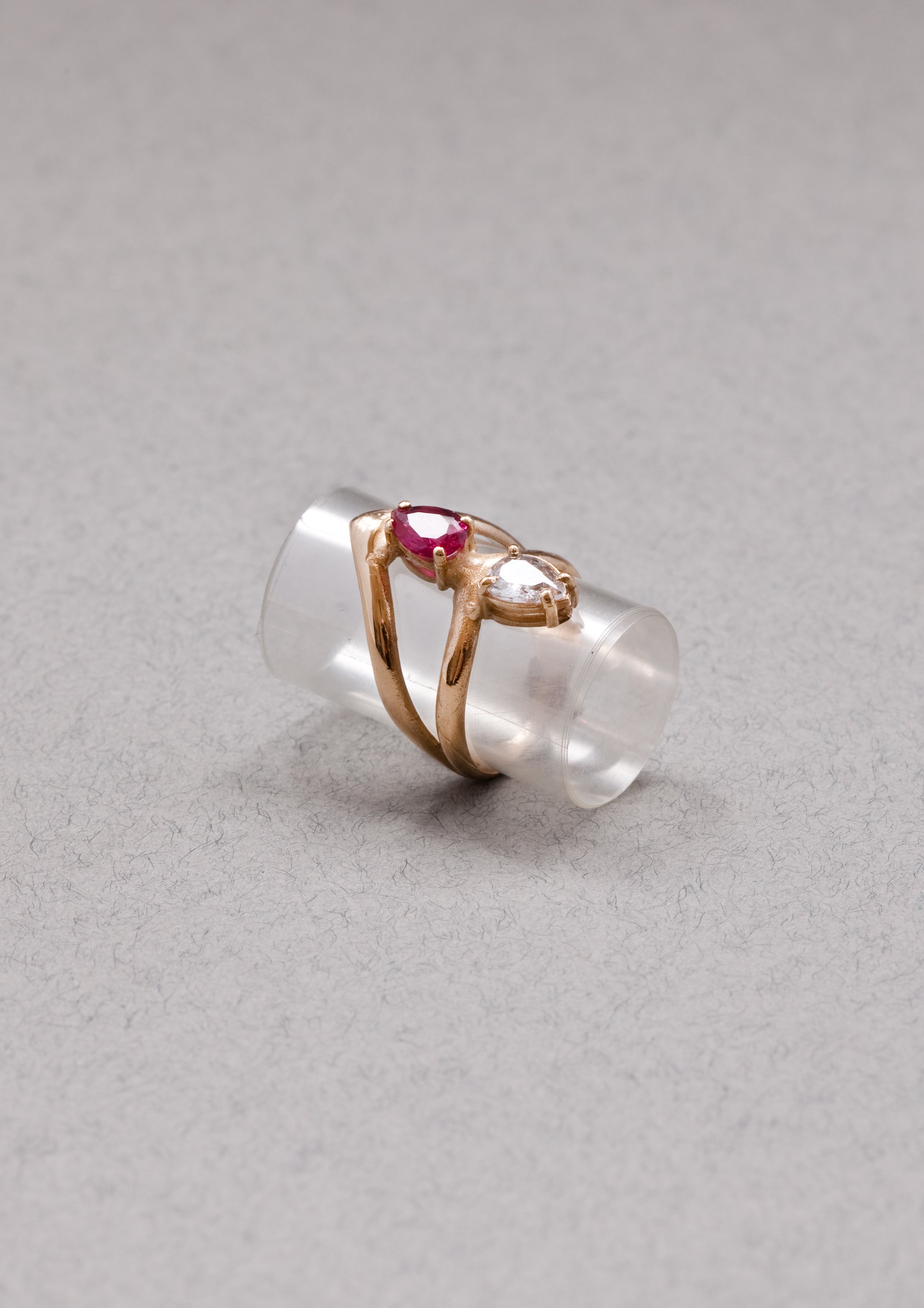 Voodoo Jewels Bold Shapes Little Pistil anello goccia oro