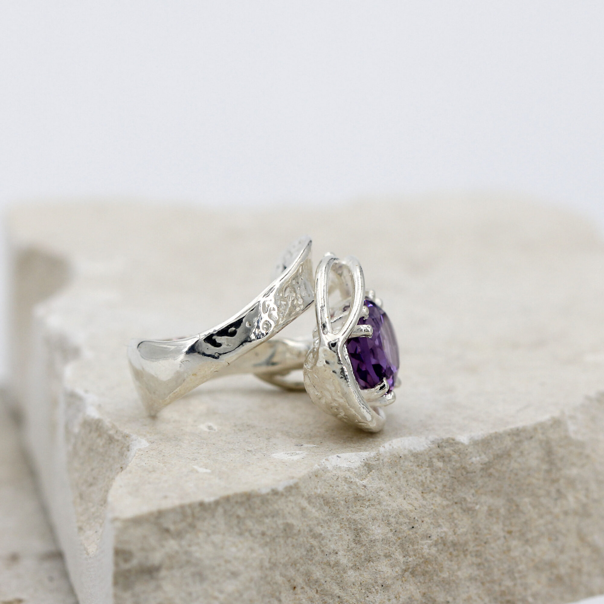 Anna Gioielli Anelli anello argento ametista castone nido regolabile