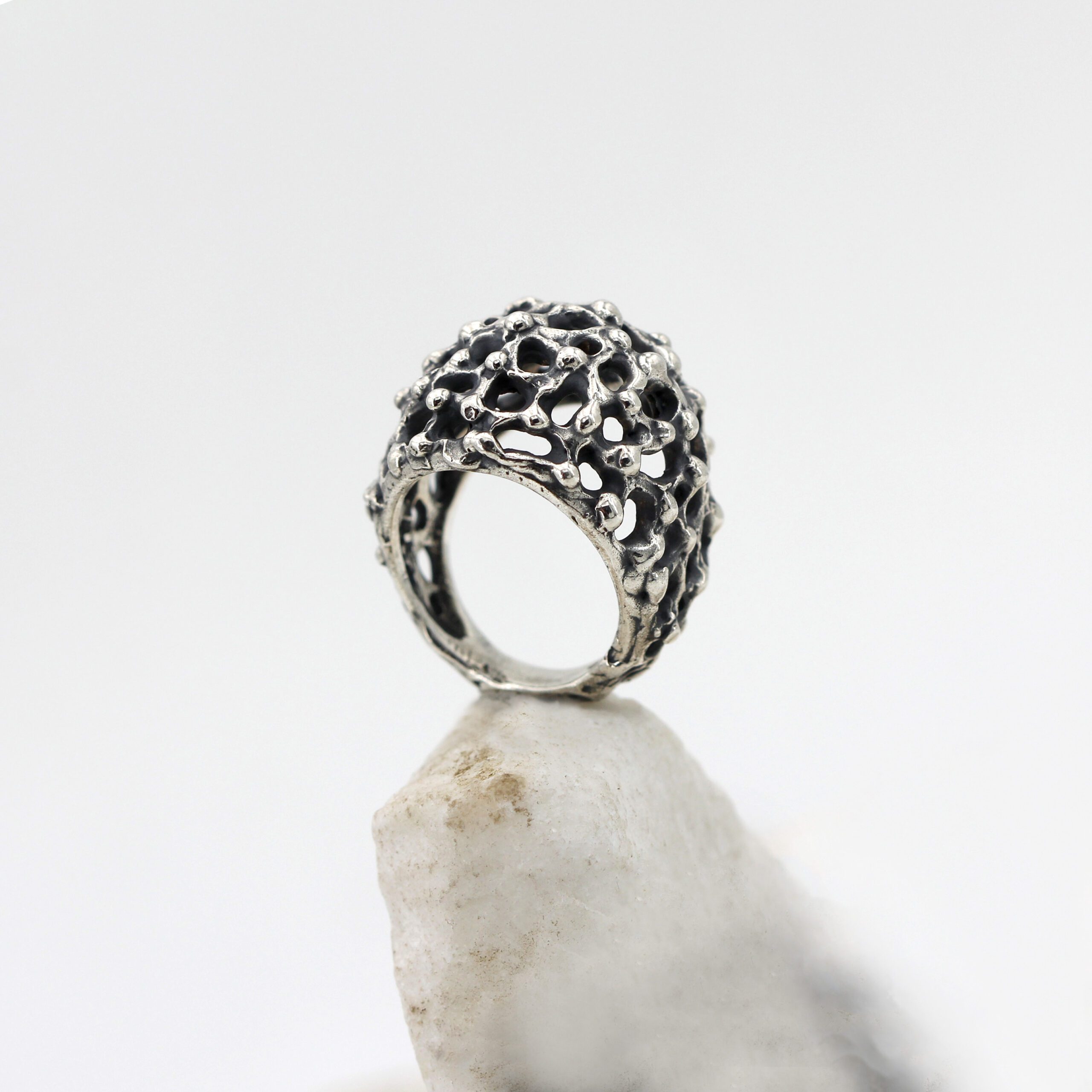 Anna Gioielli Collezione Marte anello fascia argento cupola