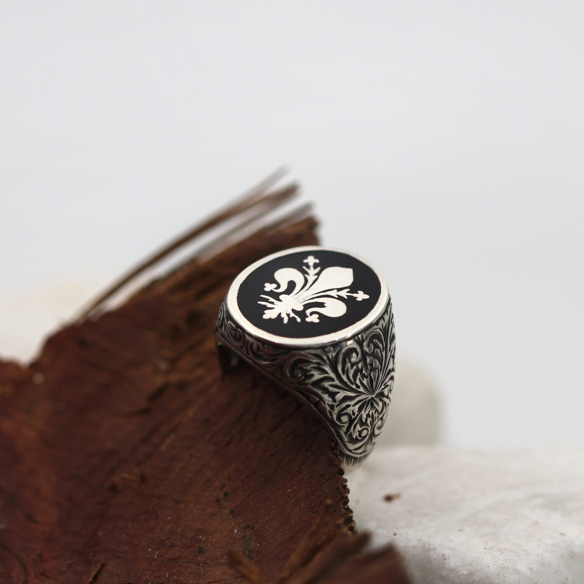 Anna Gioielli Collezione Uomo Anello Argento Giglio Nero