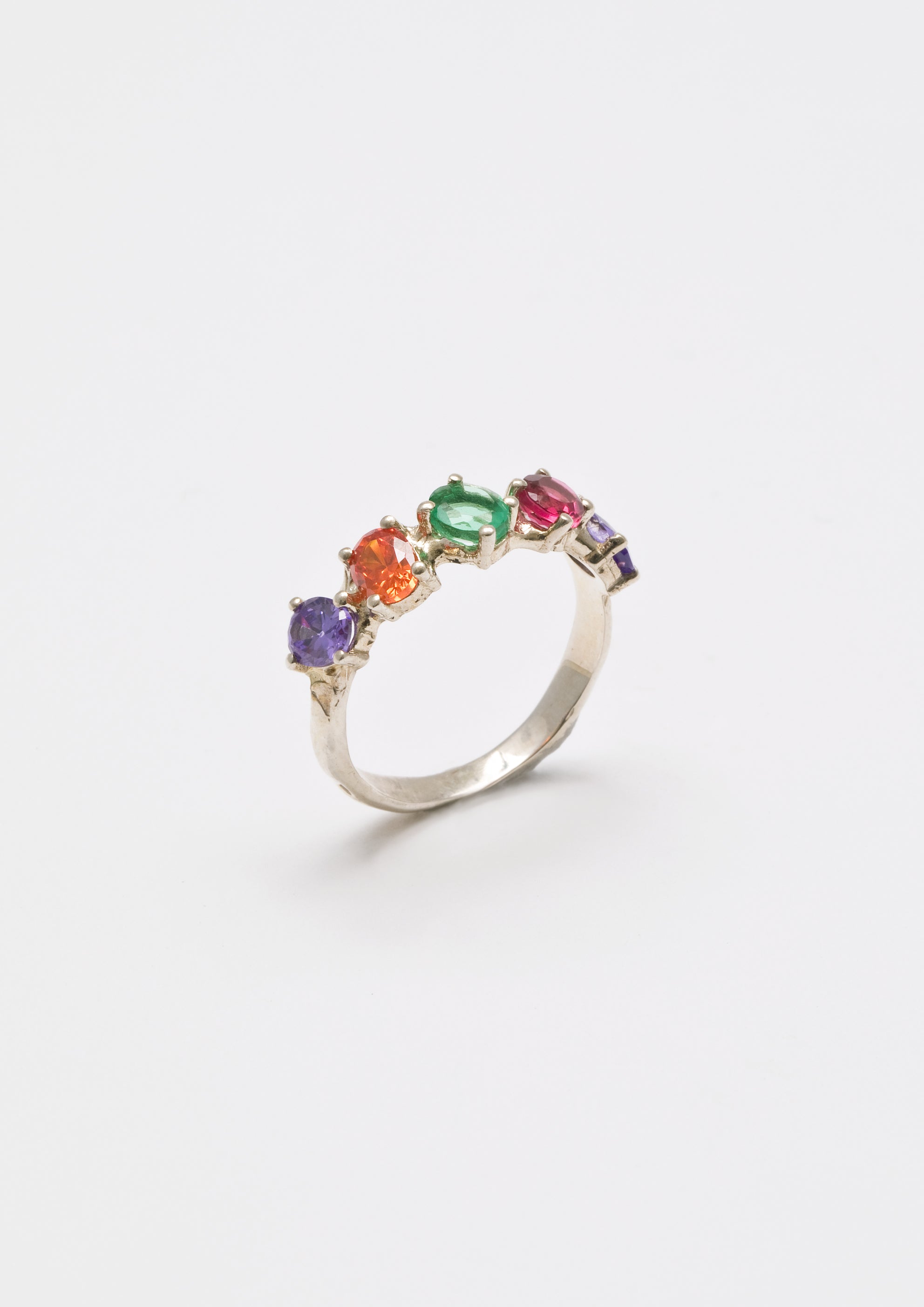 Voodoo Jewels Bold Shapes Thesan anello argento pietre ovali