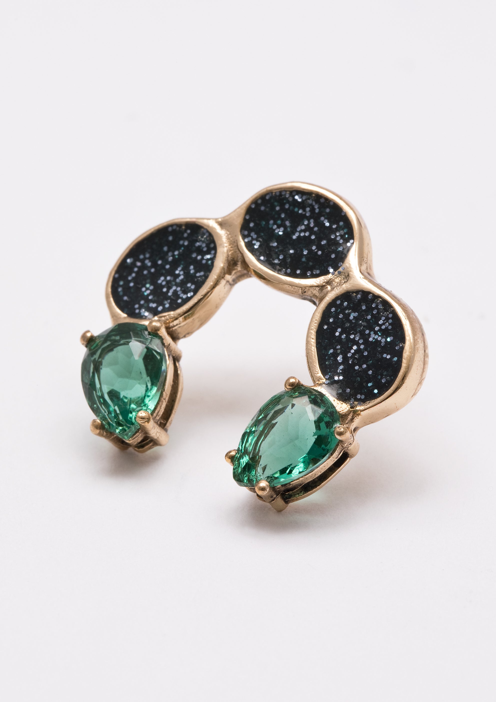 Voodoo Jewels Bold Shapes Horta orecchini bronzo oro pietre