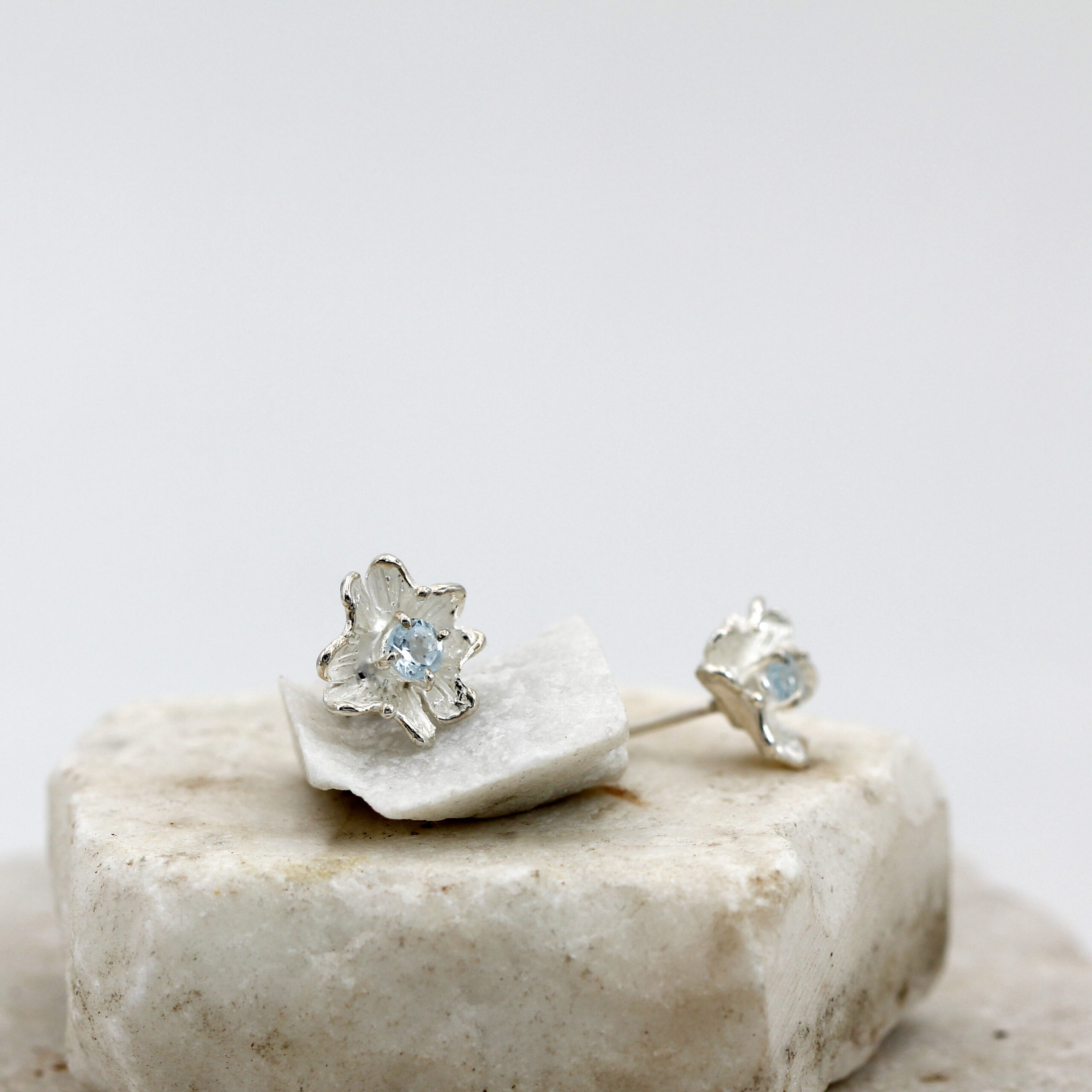 Anna Gioielli Orecchini Fiore Argento Topazio Blu 10 mm