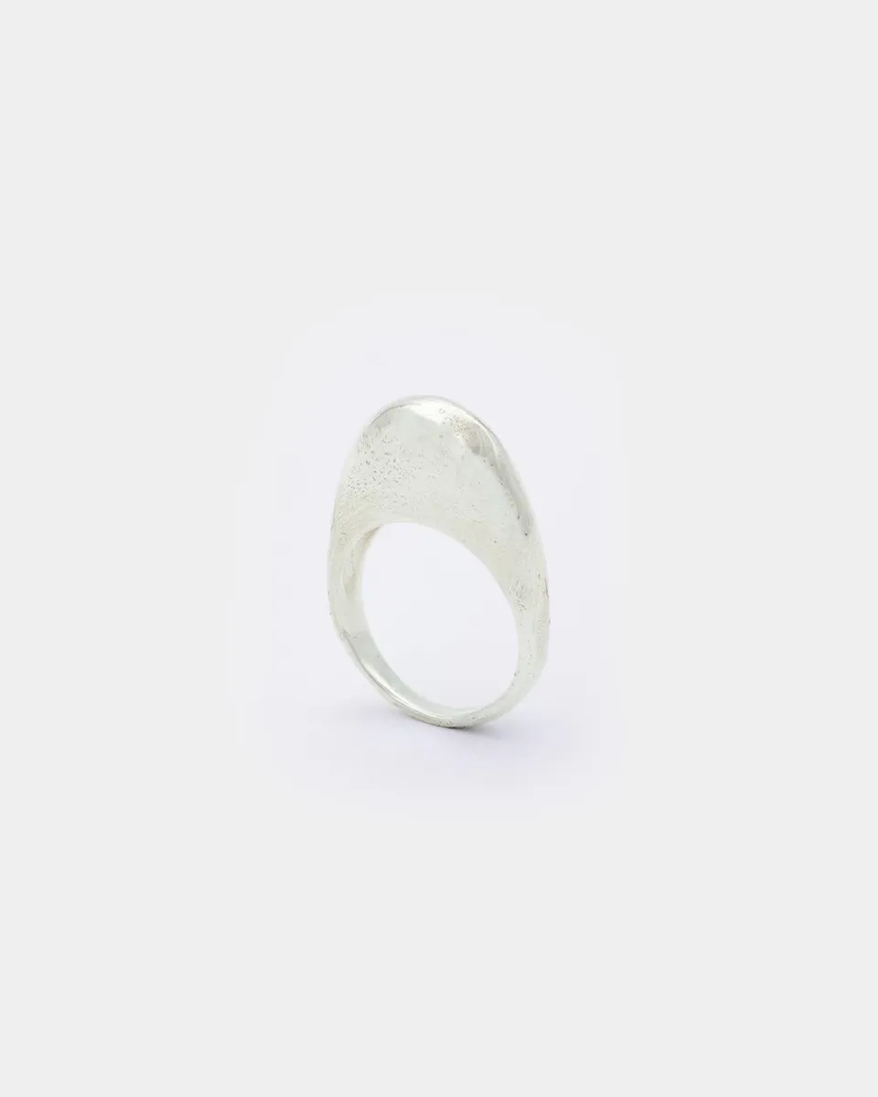 Voodoo Jewels Bold Shapes Kerbe Anello argento scultoreo