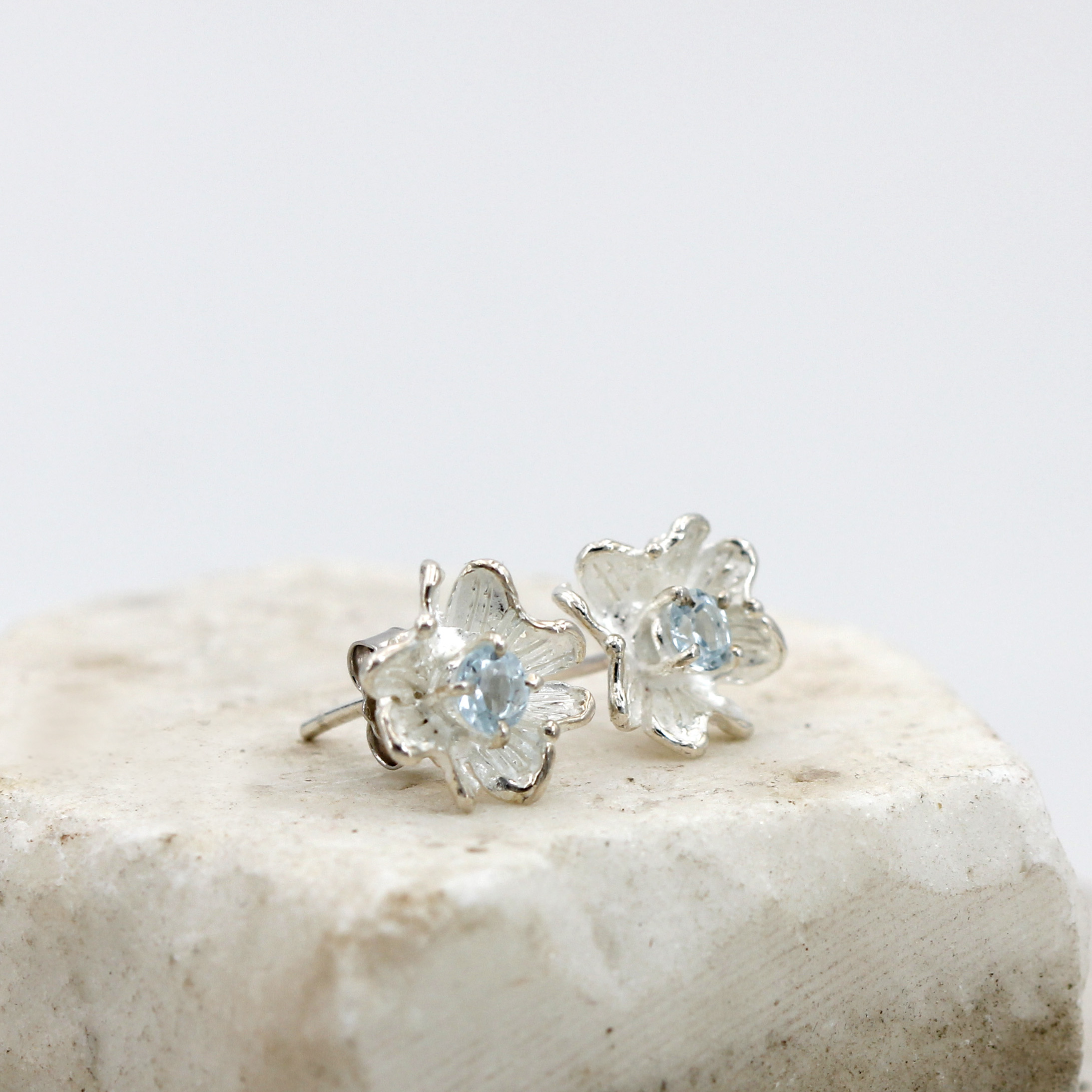 Anna Gioielli Orecchini Fiore Argento Topazio Blu 10 mm
