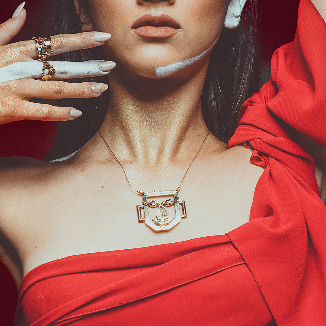 Giulia Iosco Holy collana con ciondolo