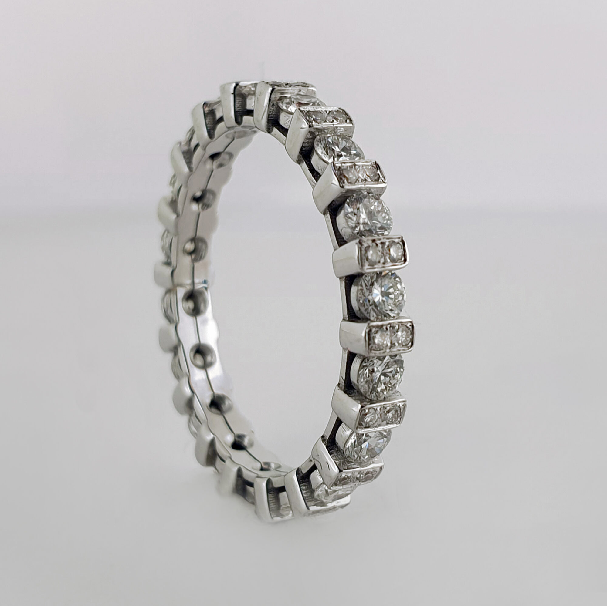 Anna Gioielli Classici veretta eternity oro bianco diamanti traversine