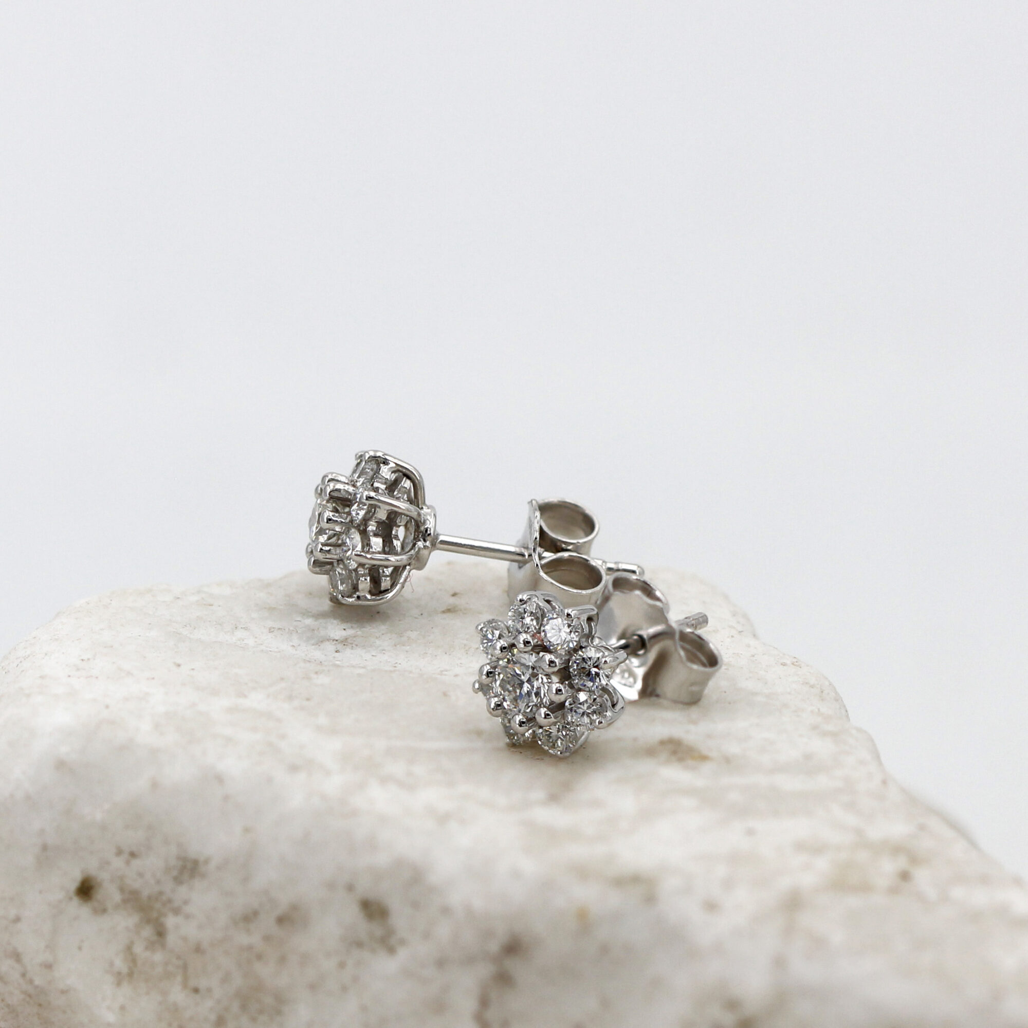 Anna Gioielli Classici Orecchini Margherita Oro Diamanti 8,3 mm