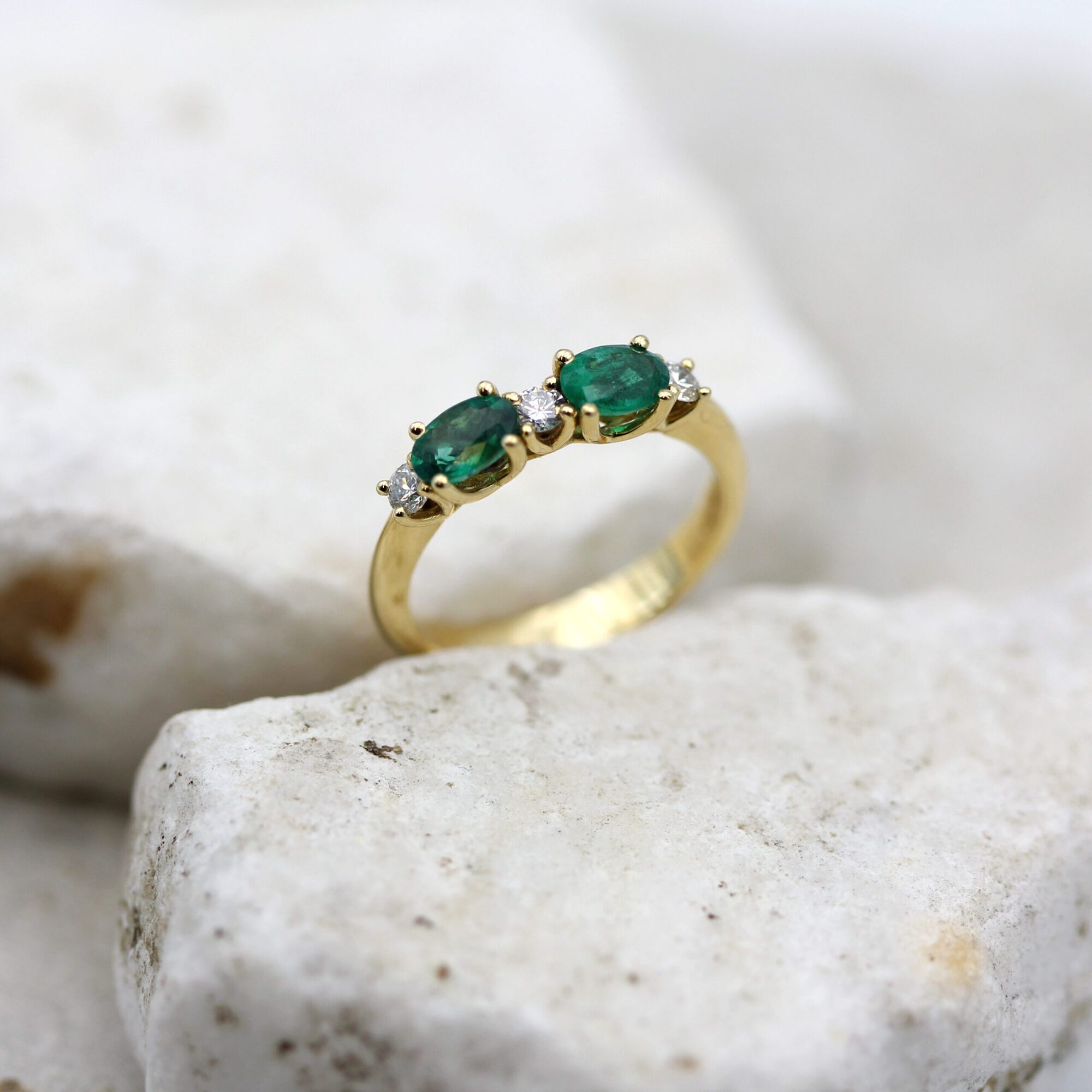 Anna Gioielli Classici anello Noi due oro giallo smeraldi diamanti