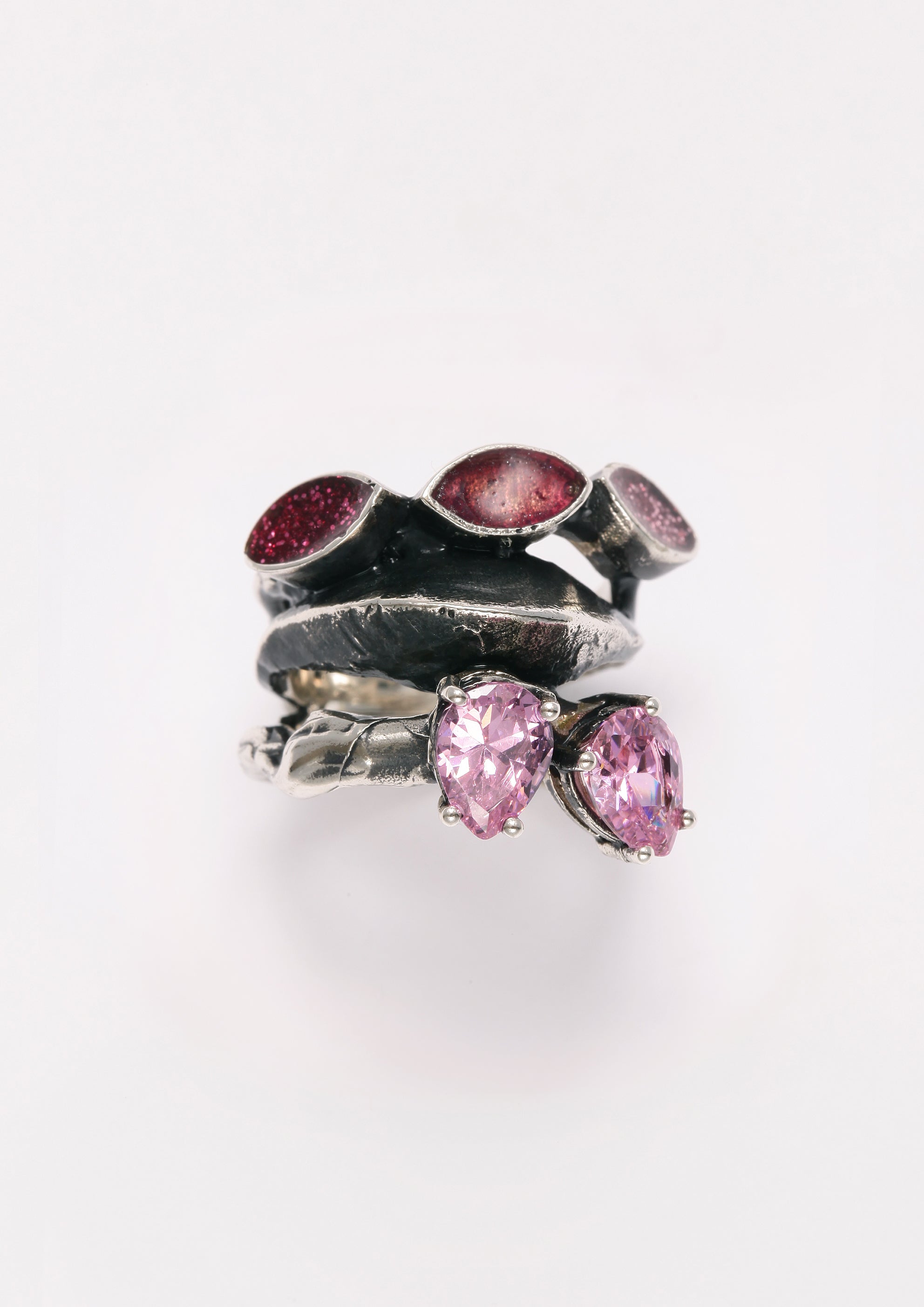 Voodoo Jewels Bold Shapes Kesia anello argento brunito M