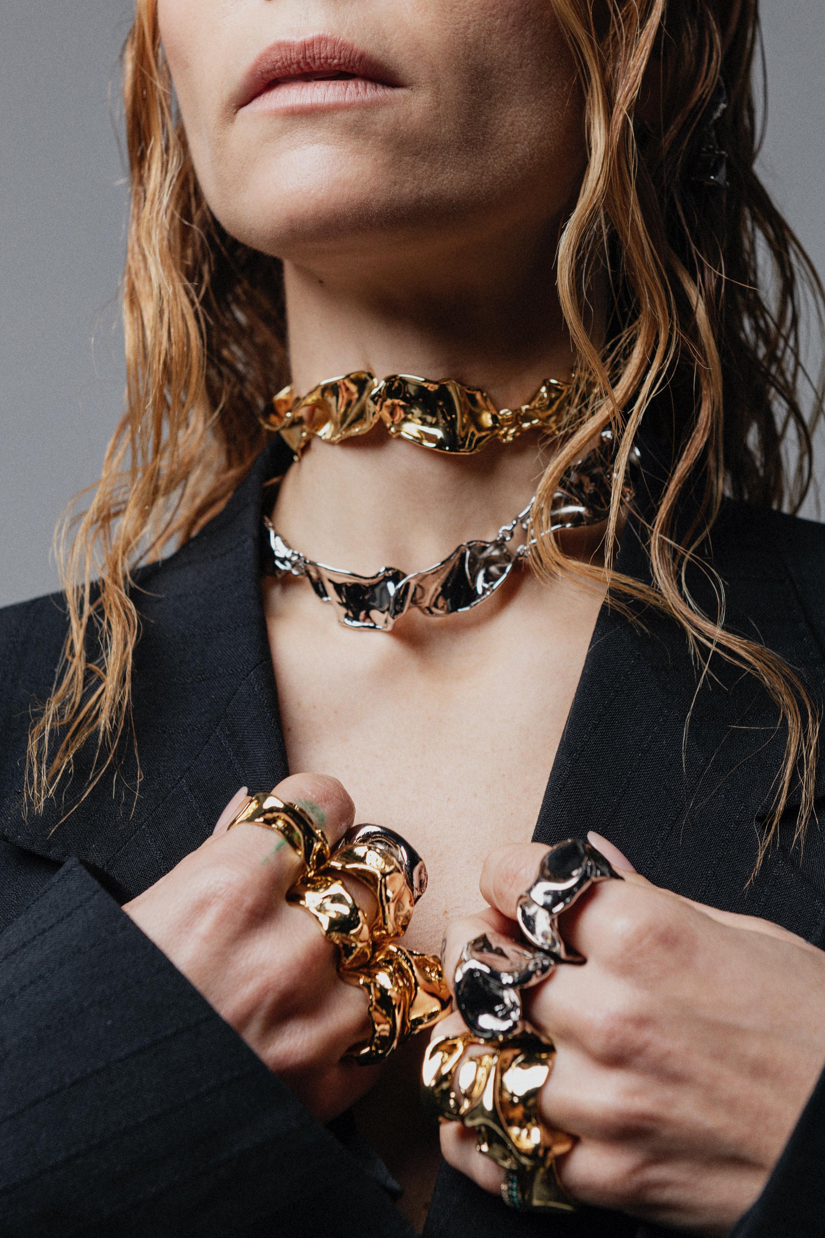 Voodoo Jewels Bold Shapes Mayumi choker bronzo oro