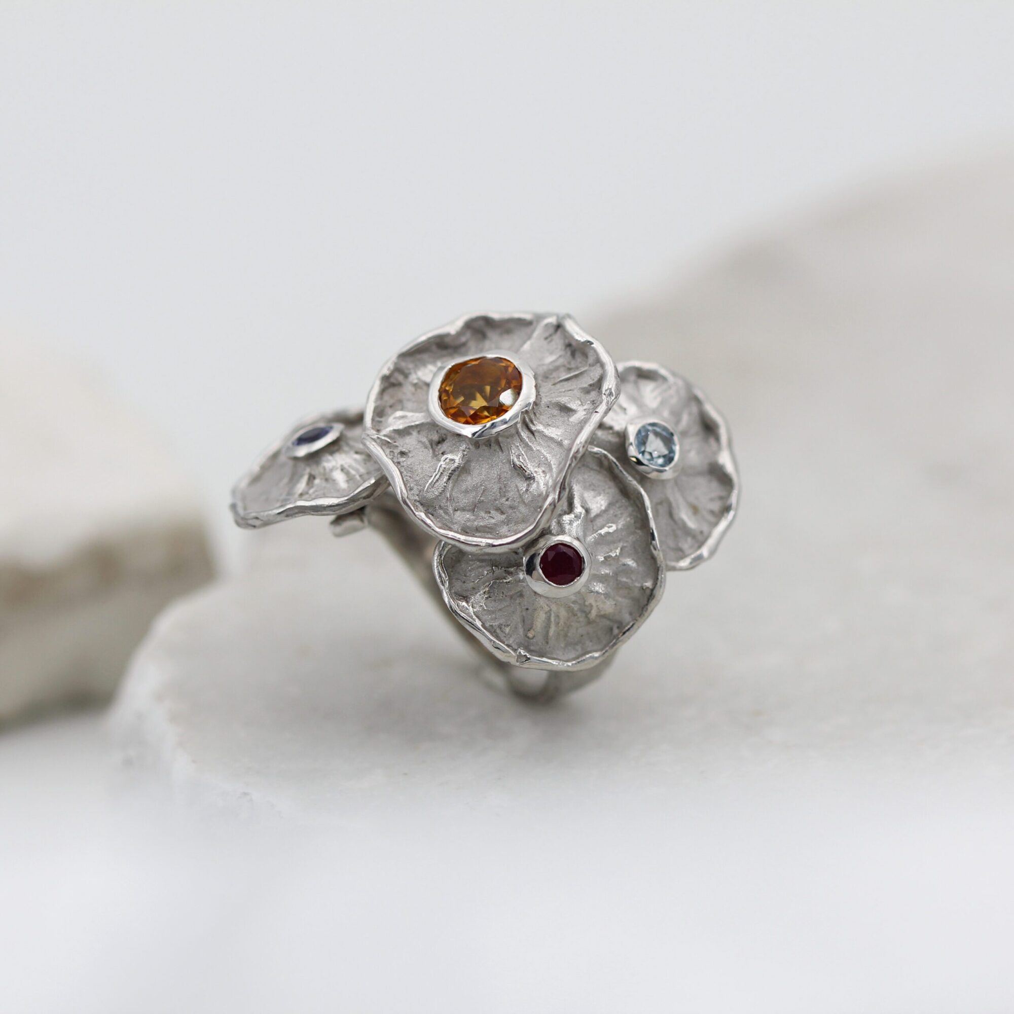 Anna Gioielli Winter Flower anello argento 5 fiori pietre miste