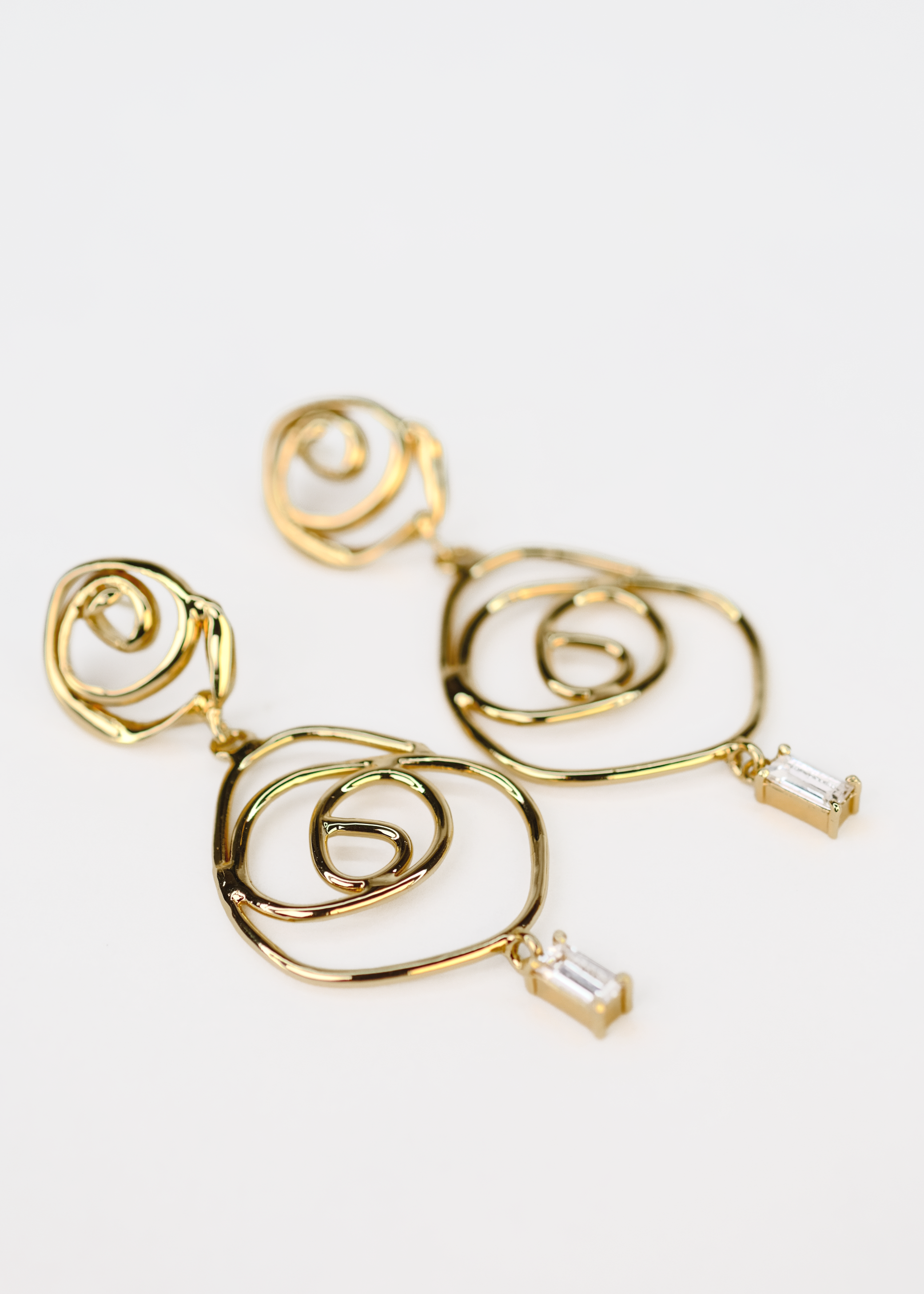 Voodoo Jewels Bold Shapes Double Sun orecchini bronzo zirconi