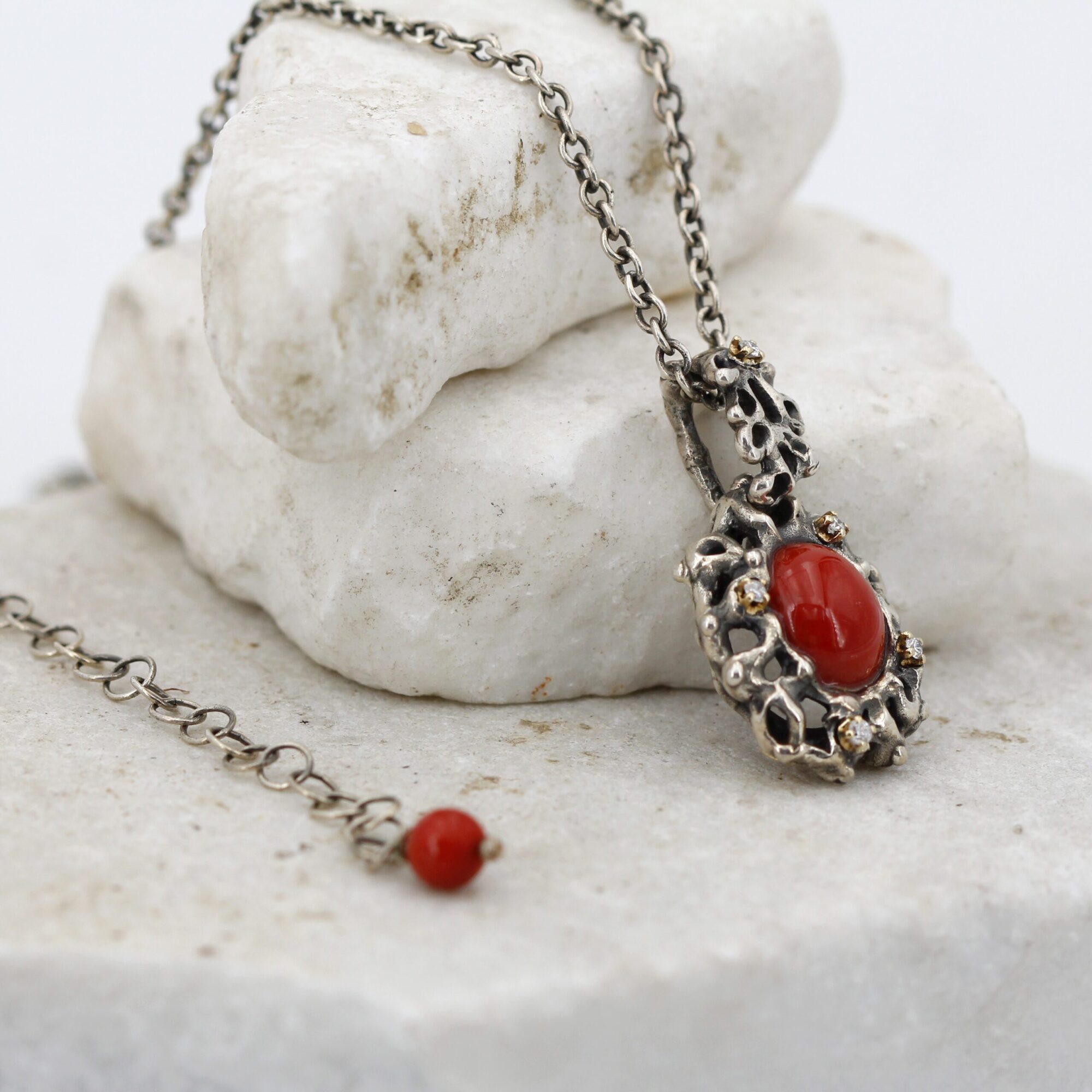 Anna Gioielli Marte Pendente Argento Corallo 5 Diamanti Oro