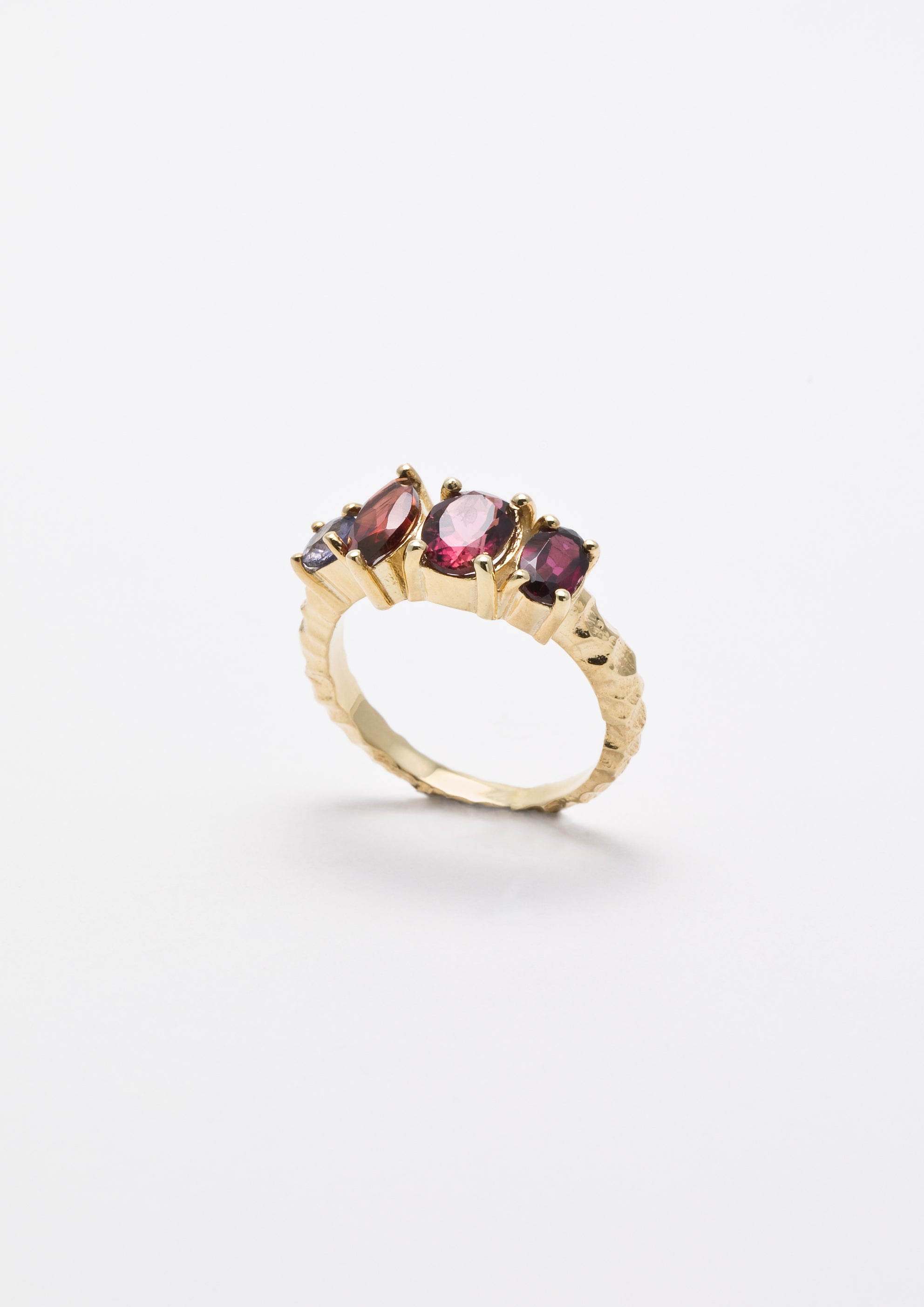 Voodoo Jewels Bold Shapes Nari anello tormaline granato M