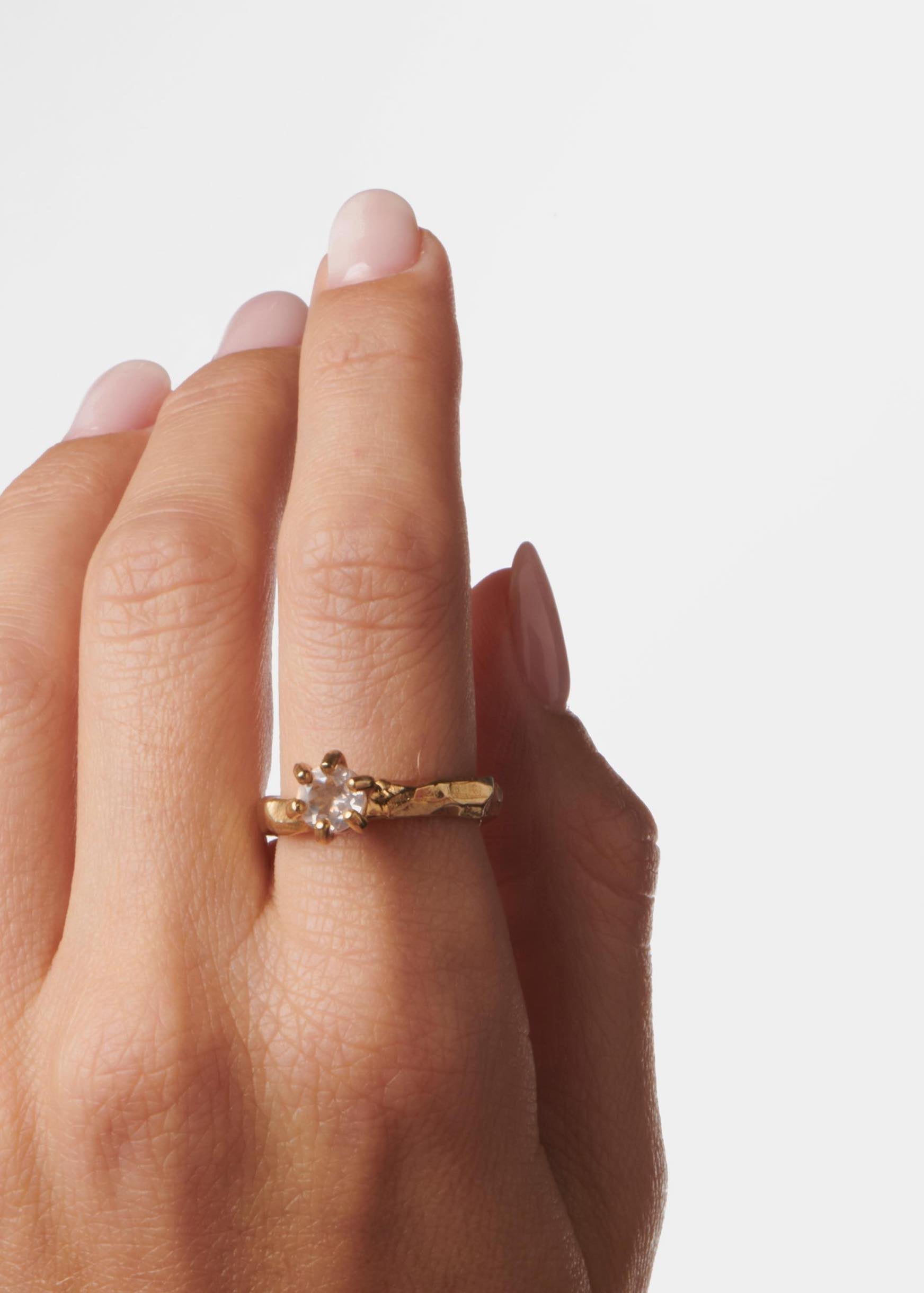 Voodoo Jewels Love Letter Pink anello quarzo rosa argento